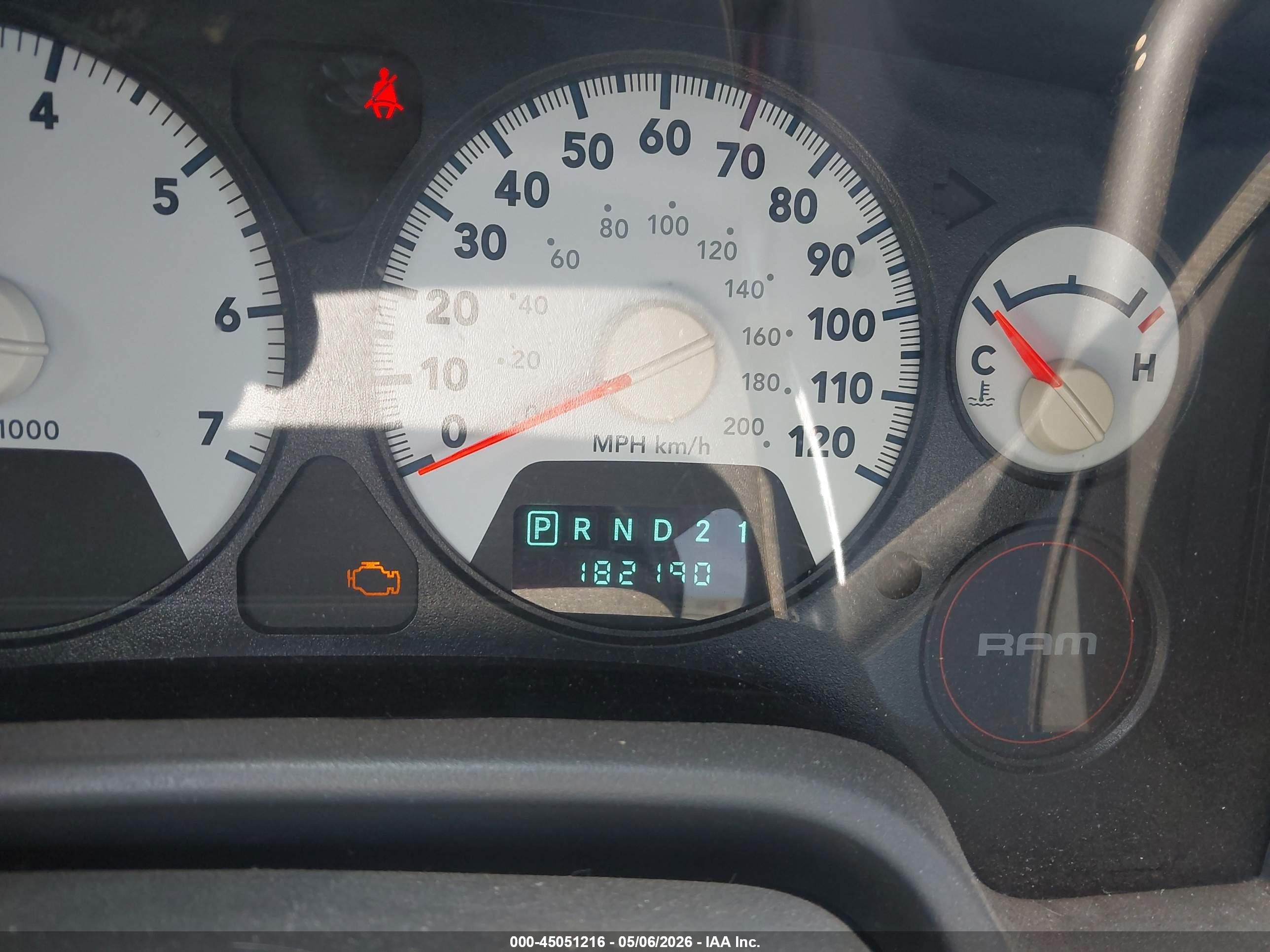2008 Dodge Ram 1500 St/sxt White vin: 1D7HA16KX8J134508