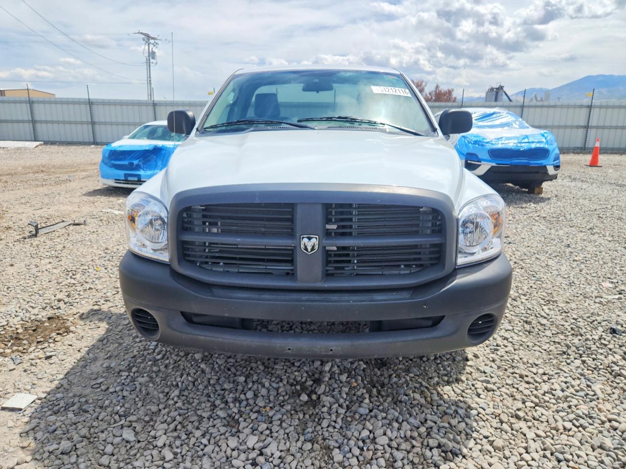 2008 Dodge Ram 1500 St Белый vin: 1D7HA16KX8J172952