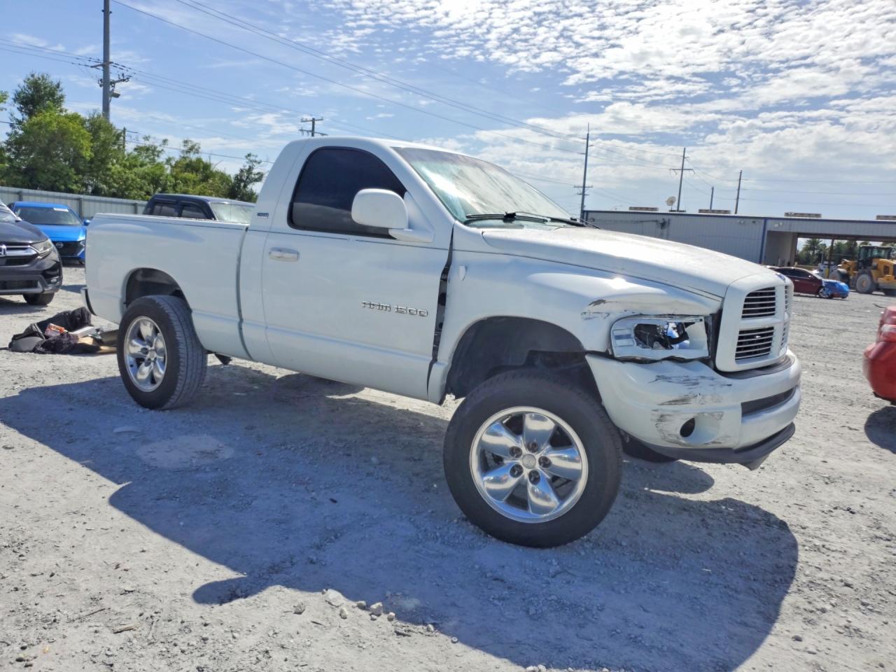 2002 Dodge Ram 1500 Белый vin: 1D7HA16N02J238118