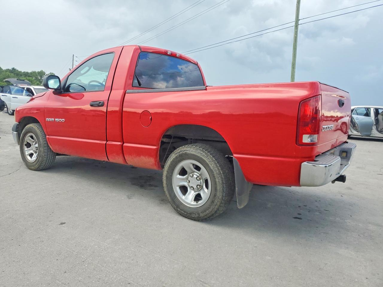 2003 Dodge Ram 1500 St Red vin: 1D7HA16N03J665686
