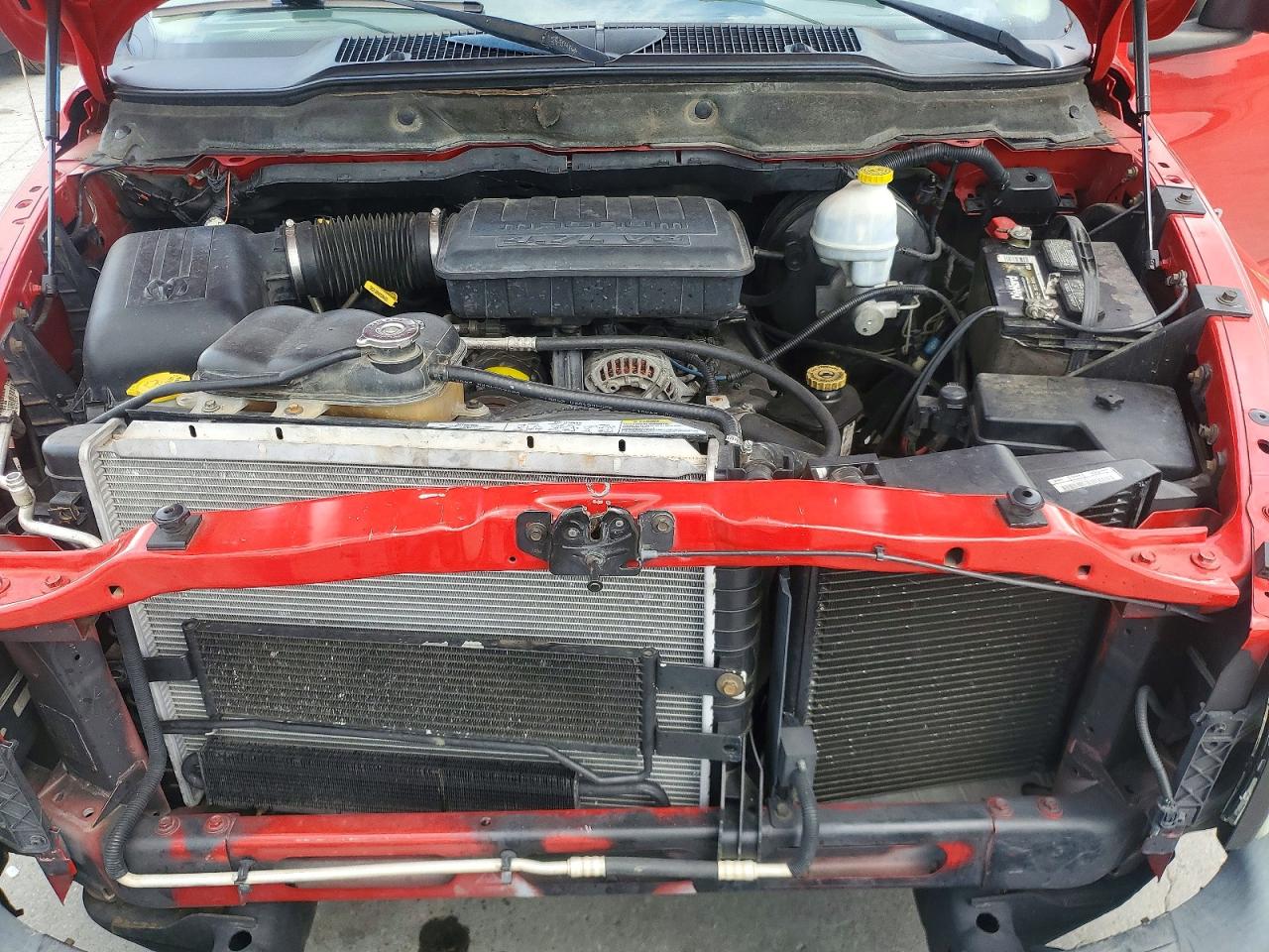 2003 Dodge Ram 1500 St Red vin: 1D7HA16N03J665686