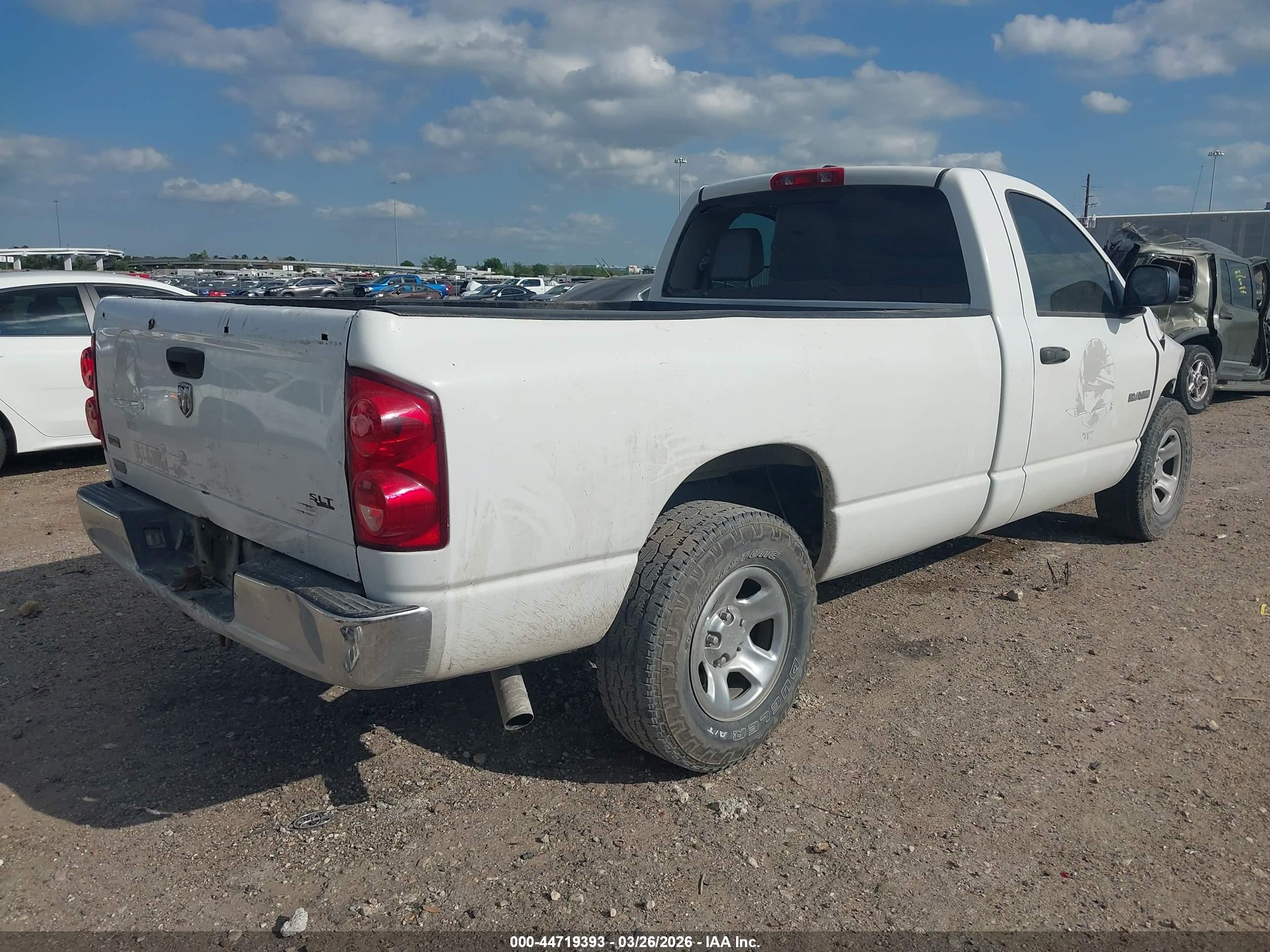 2008 Dodge Ram 1500 Slt White vin: 1D7HA16N08J193738