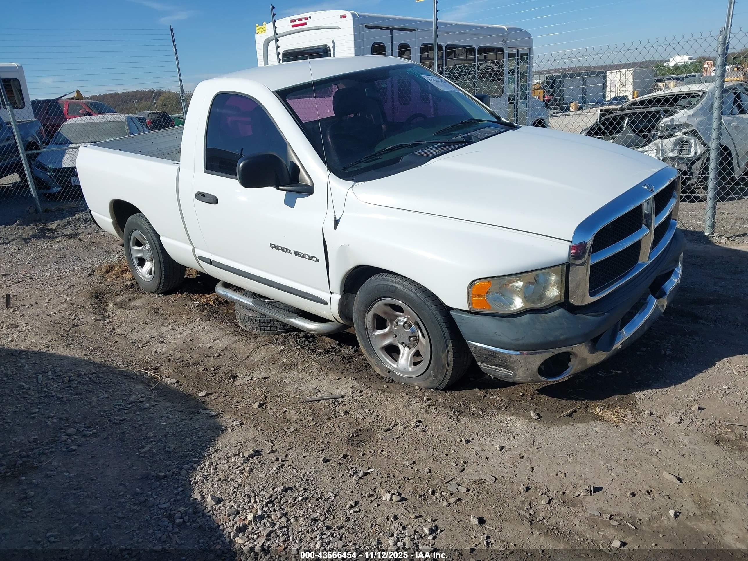2004 Dodge Ram 1500 St White vin: 1D7HA16N14J246344