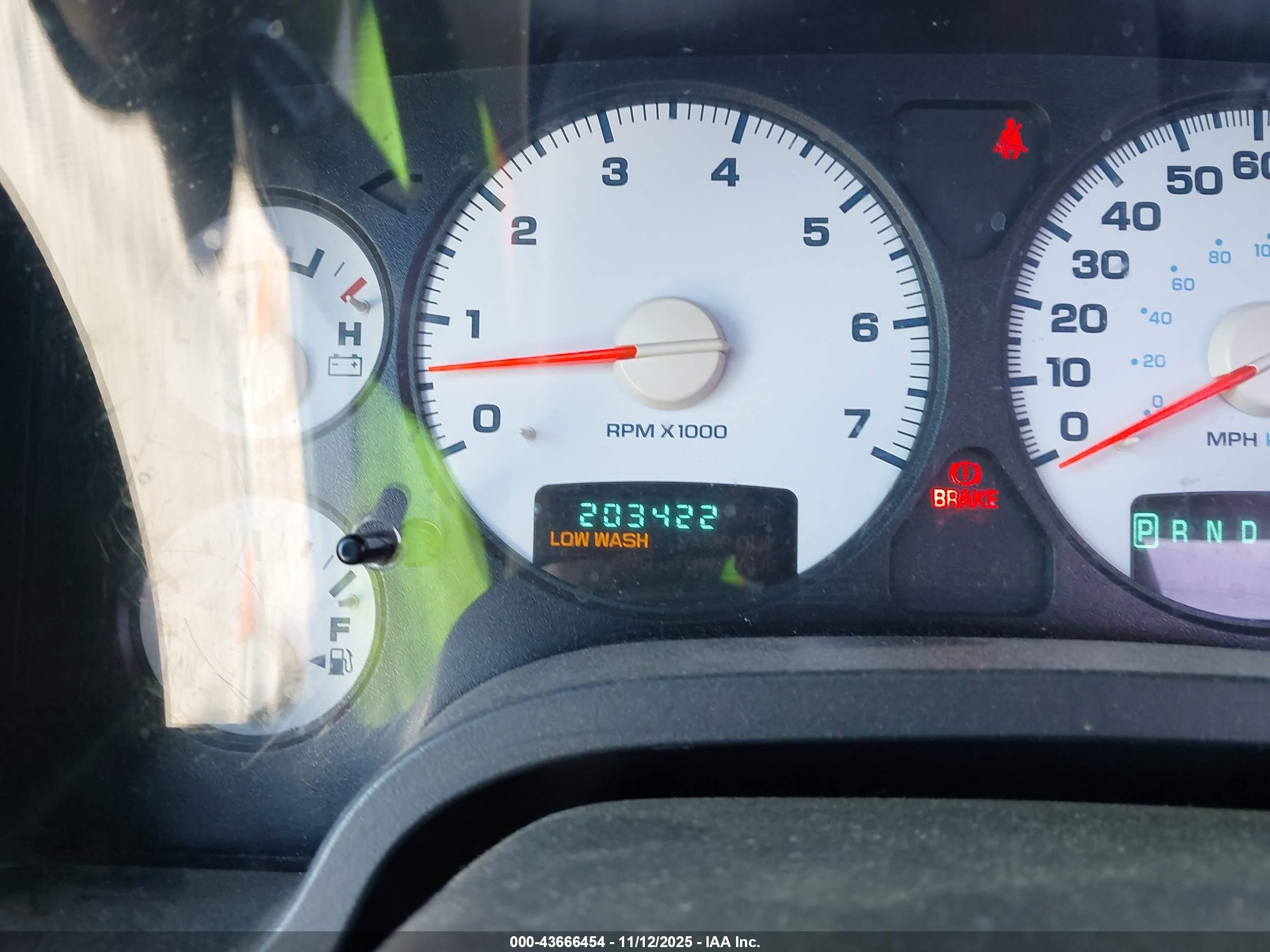 2004 Dodge Ram 1500 St White vin: 1D7HA16N14J246344
