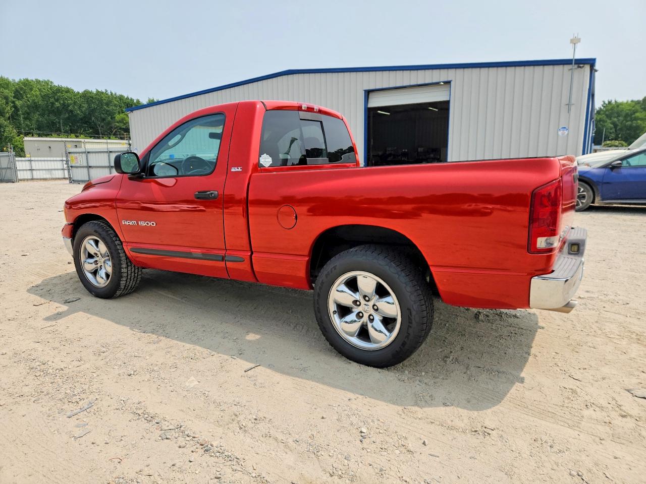 2002 Dodge Ram 1500 Red vin: 1D7HA16N32J145593