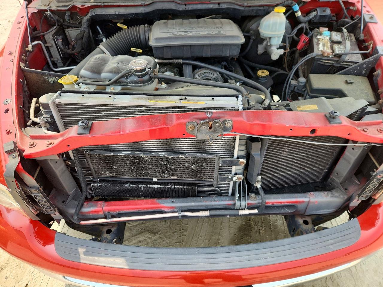 2002 Dodge Ram 1500 Red vin: 1D7HA16N32J145593