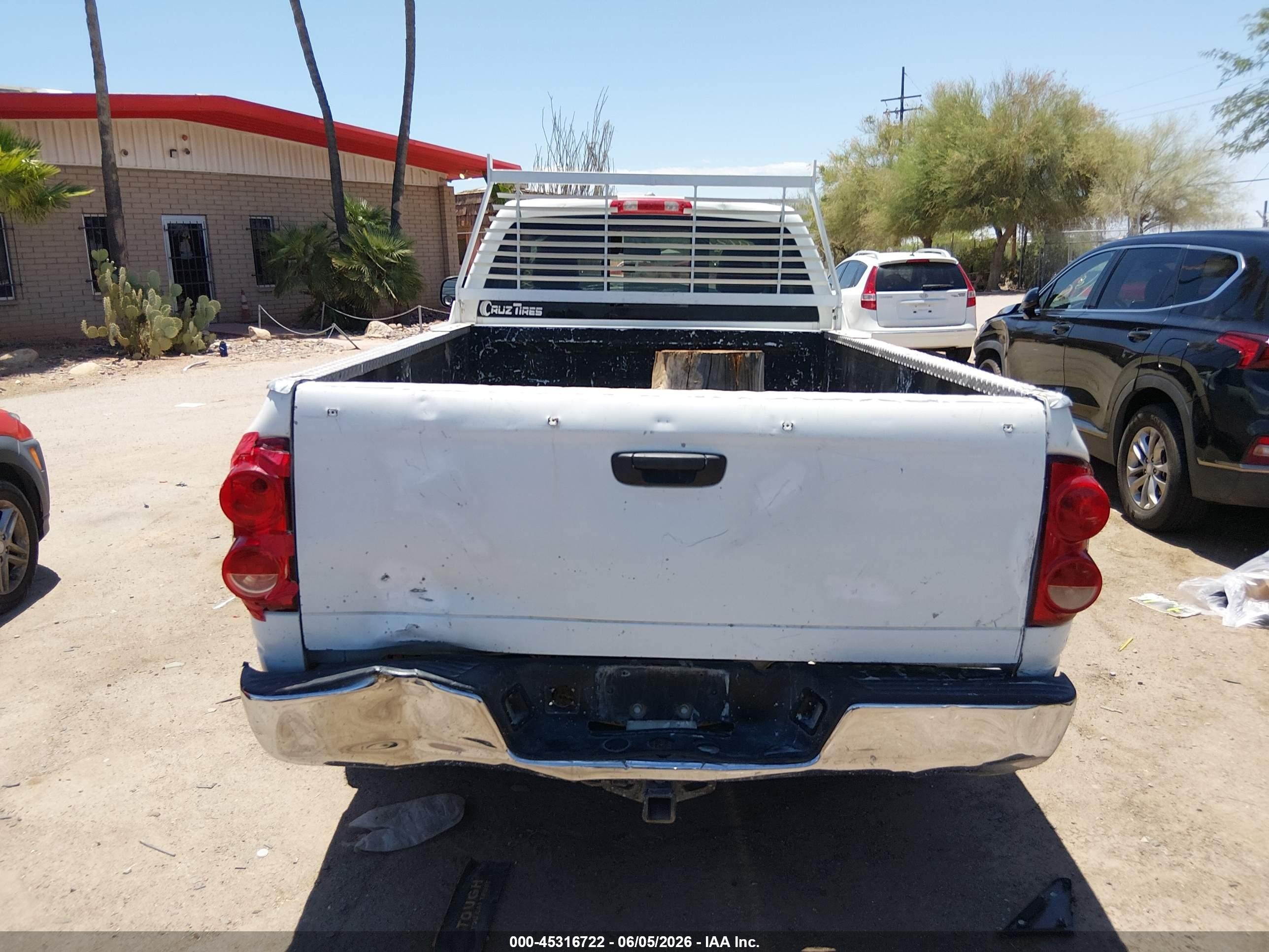 2008 Dodge Ram 1500 Slt White vin: 1D7HA16N68J181013
