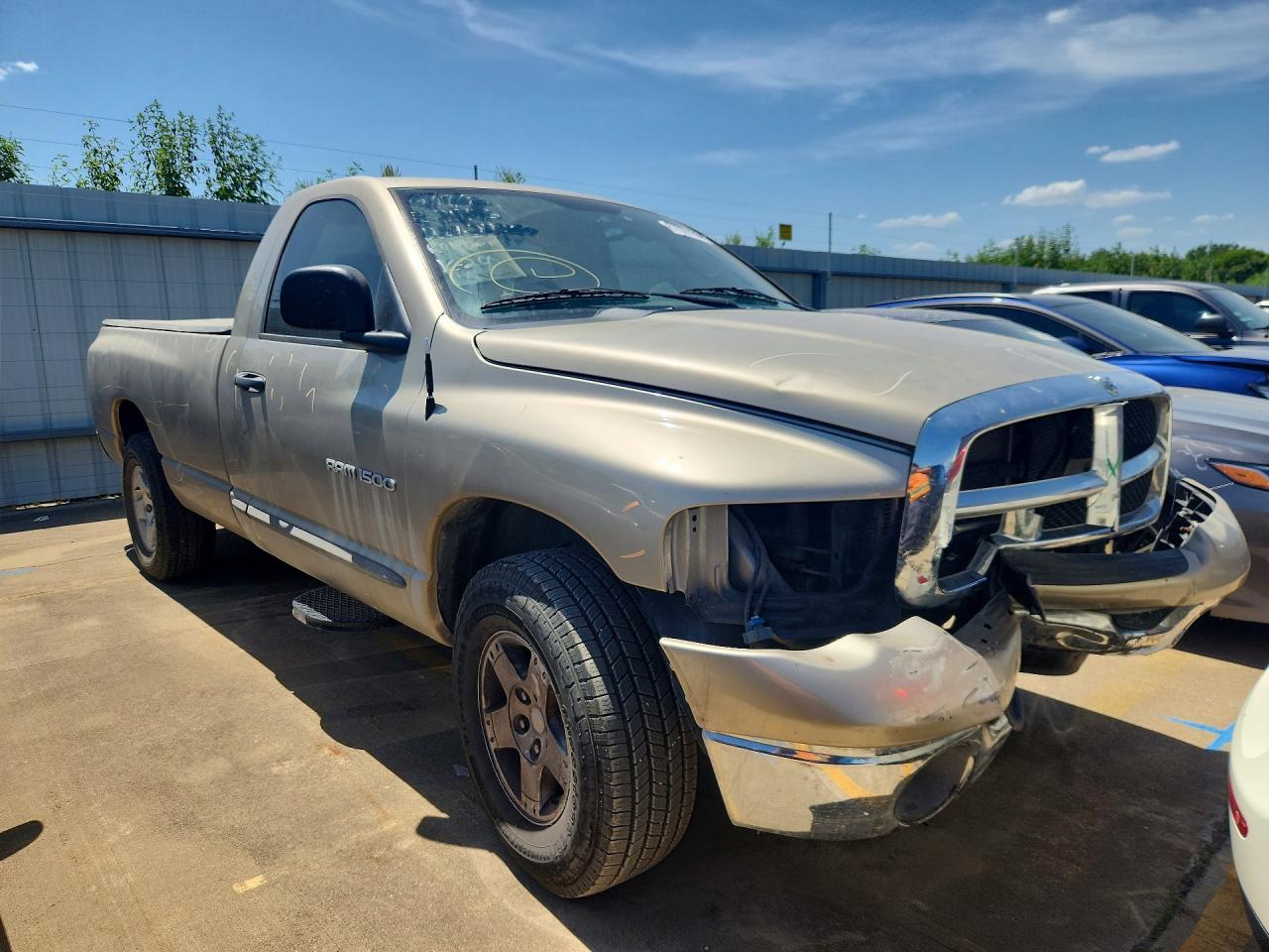 2004 Dodge Ram 1500 St Tan vin: 1D7HA16NX4J135341