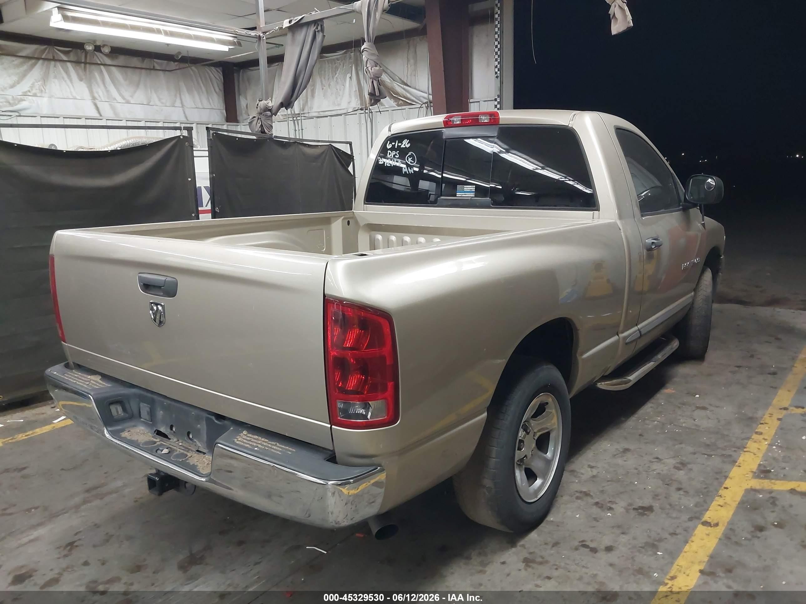 2005 Dodge Ram 1500 St Tan vin: 1D7HA16NX5J620855