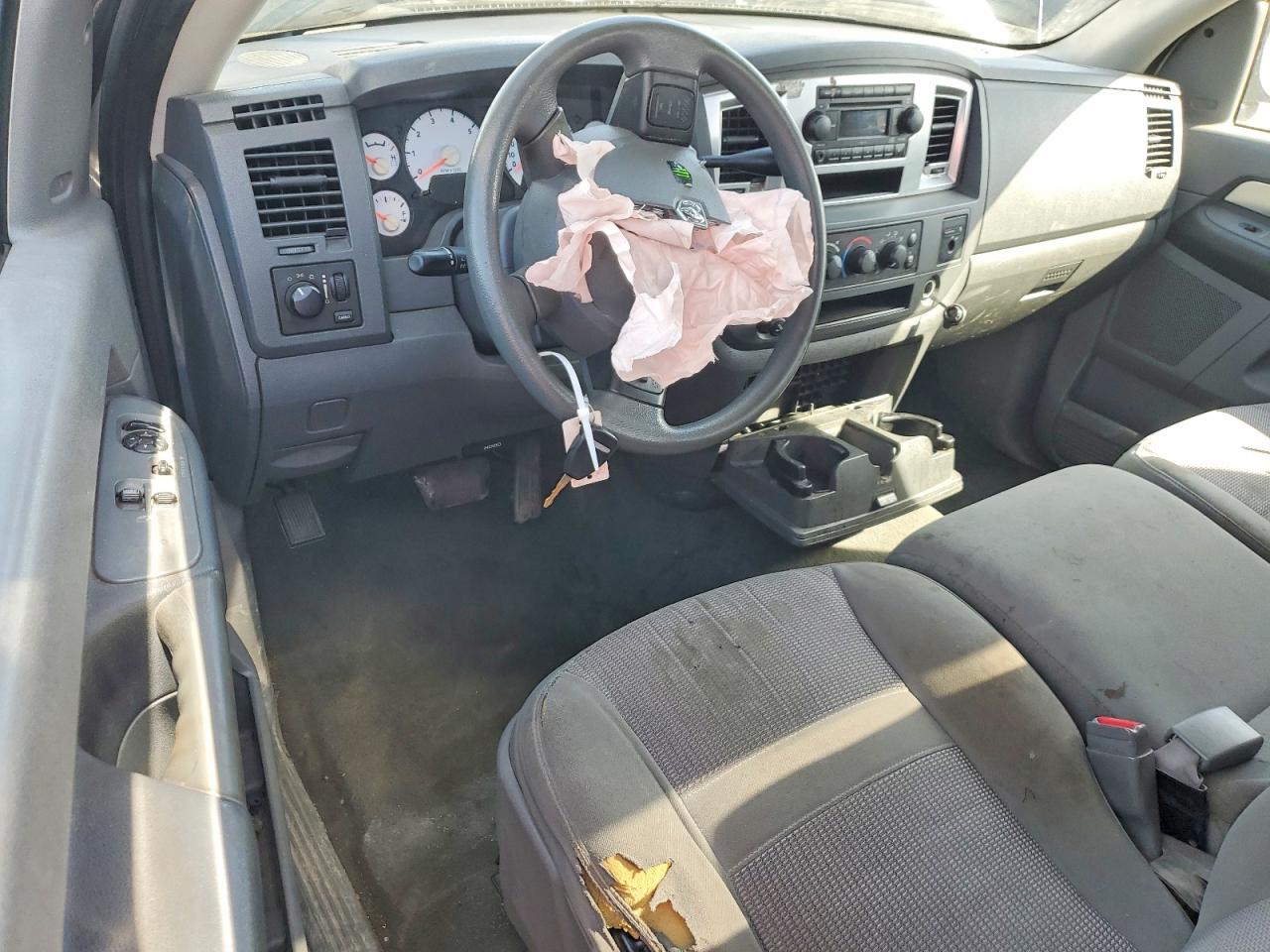 2007 Dodge Ram 1500 St Белый vin: 1D7HA16P67J629184