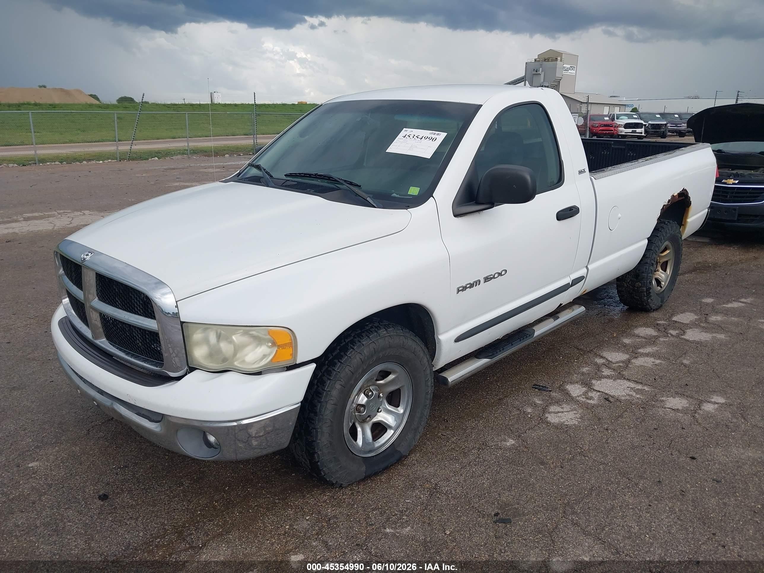 2002 Dodge Ram 1500 St Белый vin: 1D7HA16Z12J247395