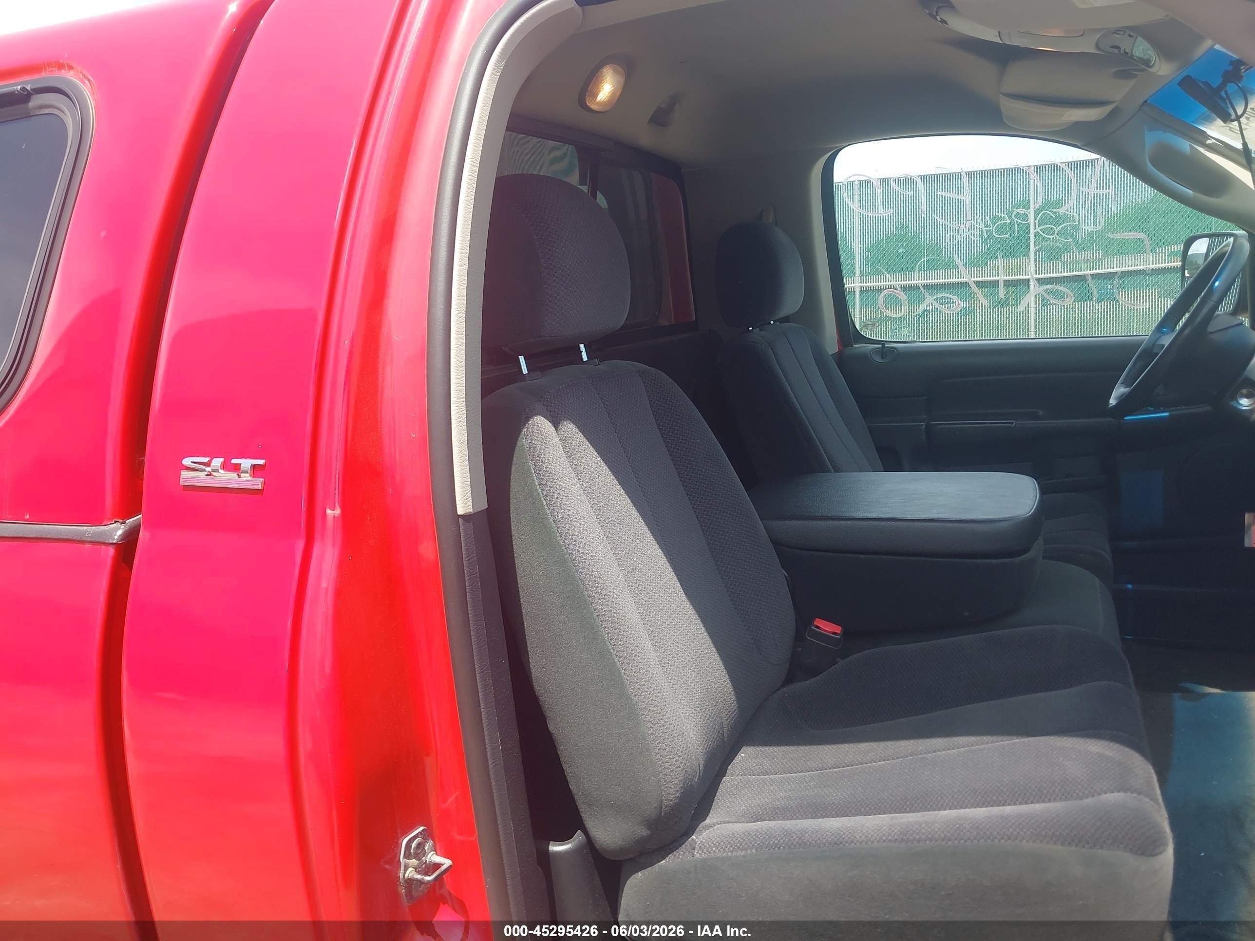 2002 Dodge Ram 1500 St Red vin: 1D7HA16Z42J133343