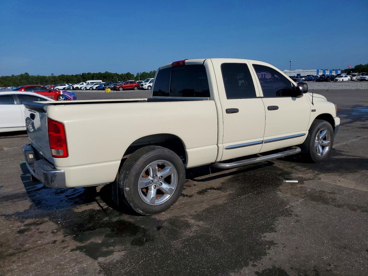 2006 Dodge Ram 1500 St Белый vin: 1D7HA18216J201314