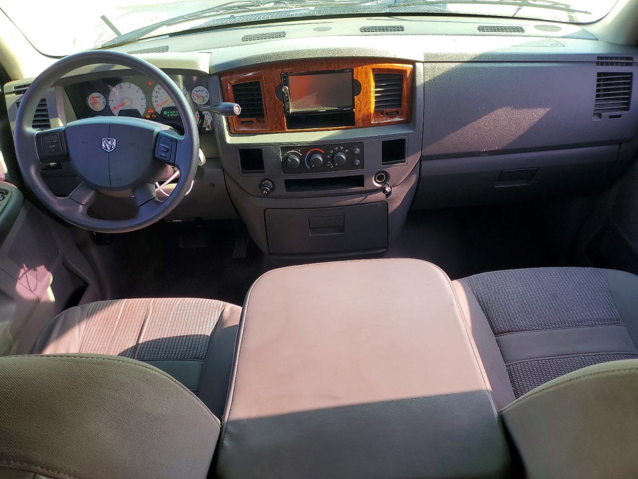 2006 Dodge Ram 1500 St Белый vin: 1D7HA18216J201314