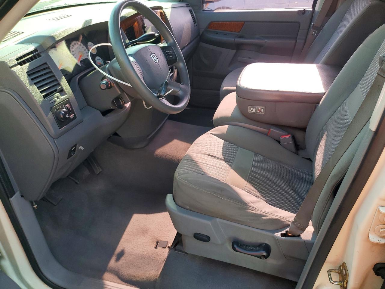 2006 Dodge Ram 1500 St Белый vin: 1D7HA18216J201314