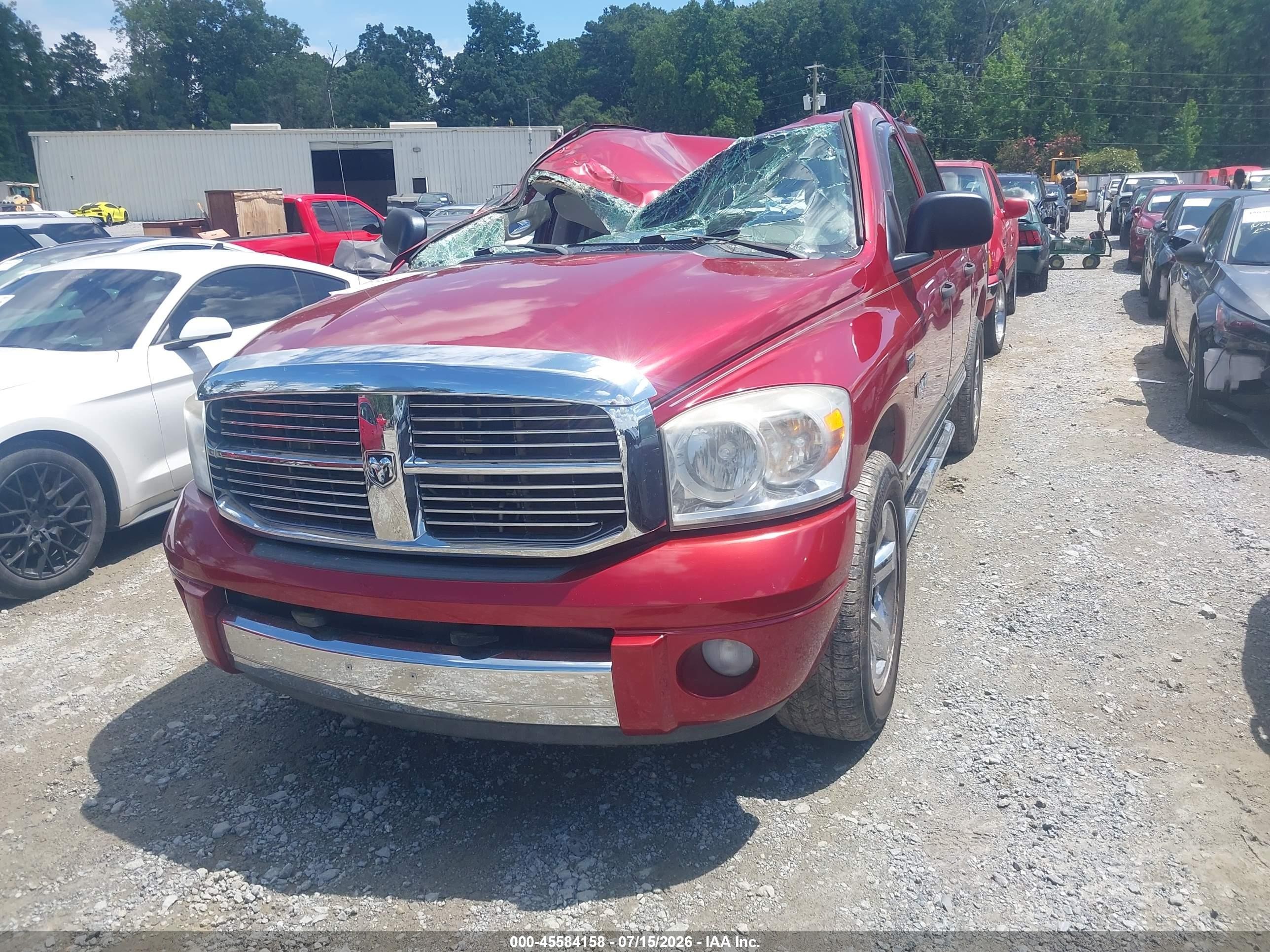 2008 Dodge Ram 1500 Laramie Red vin: 1D7HA18218J189930
