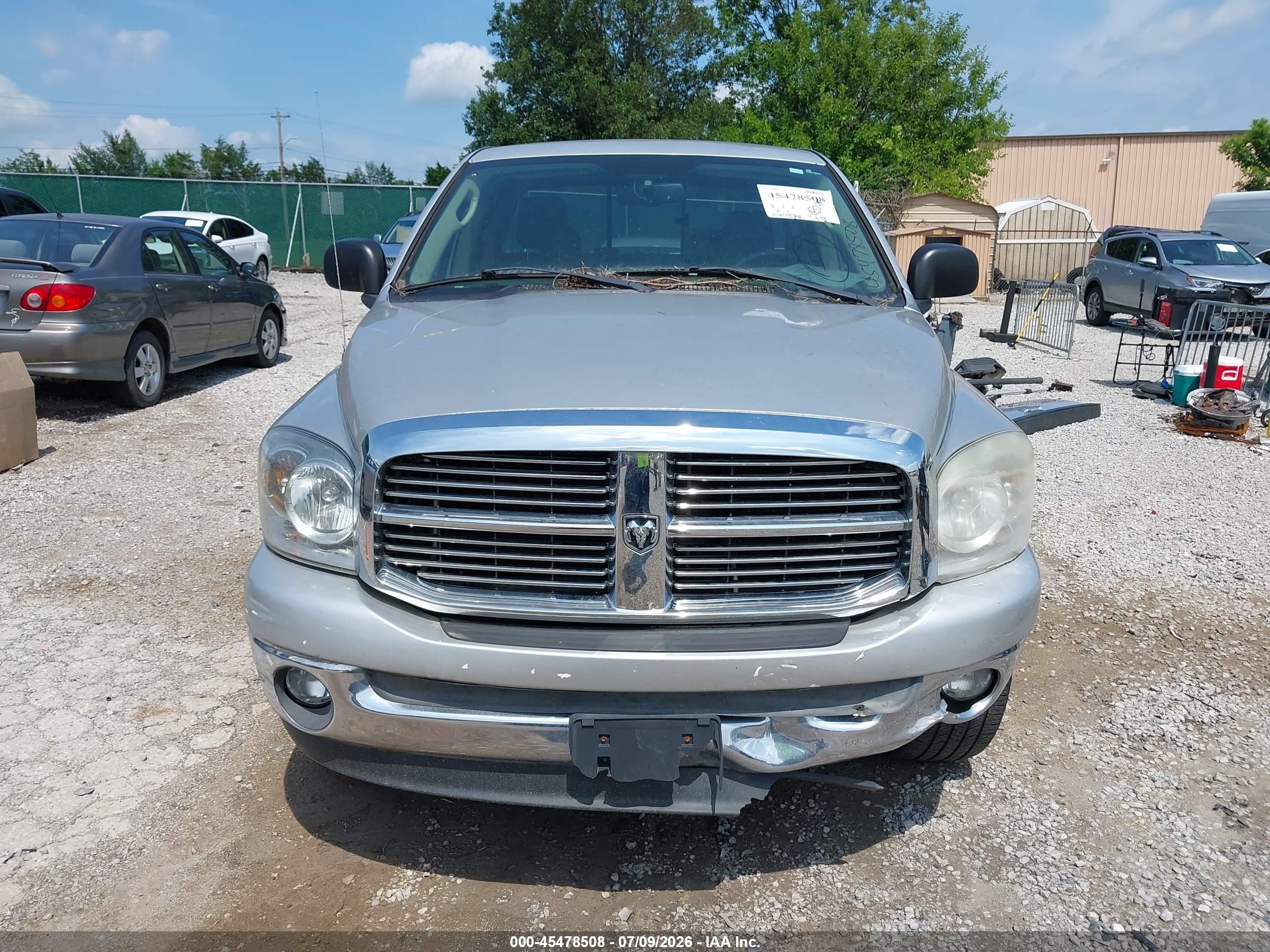 2007 Dodge Ram 1500 Slt Silver vin: 1D7HA18227J519427