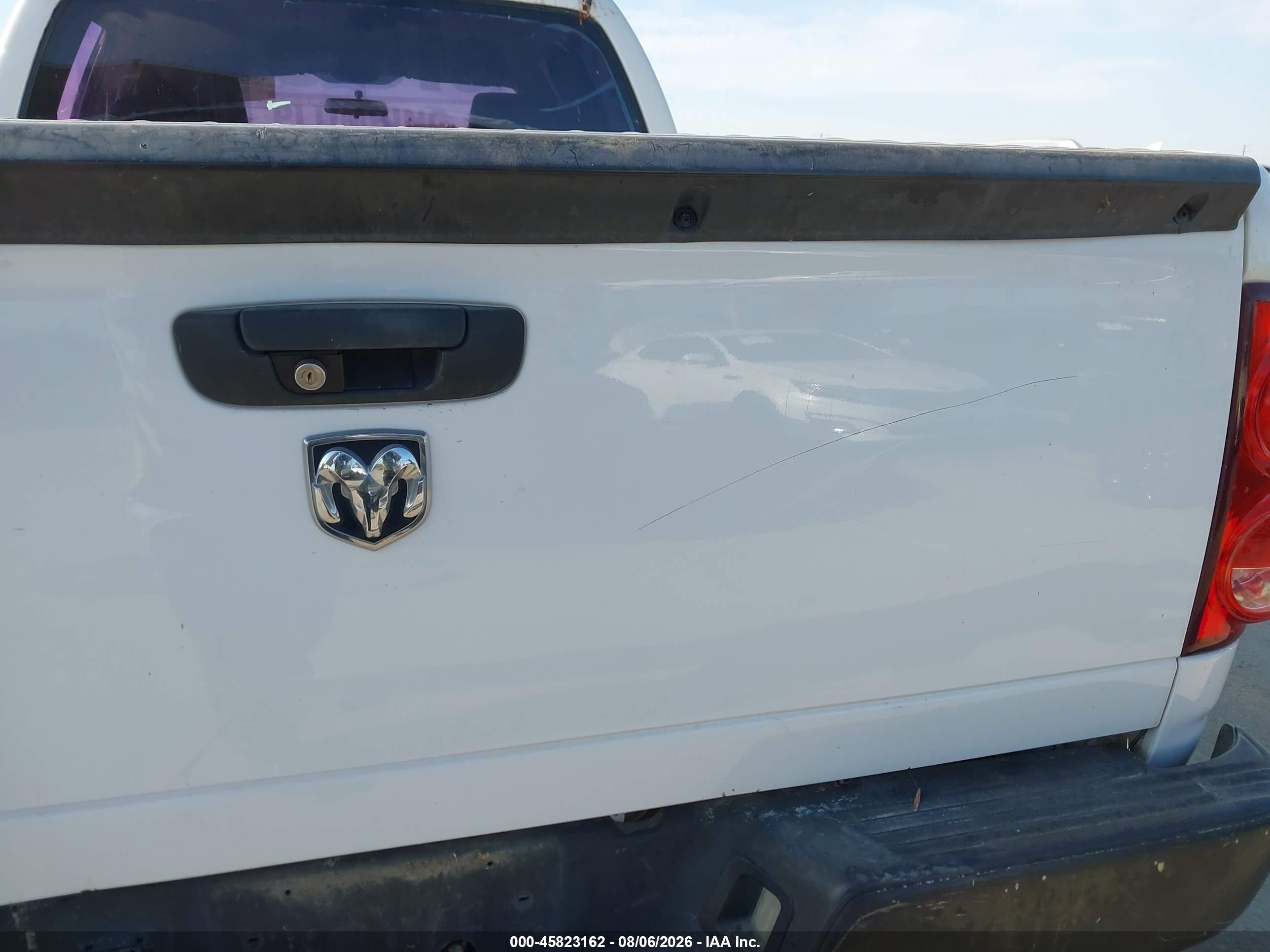 2007 Dodge Ram 1500 Slt Белый vin: 1D7HA18227S262005