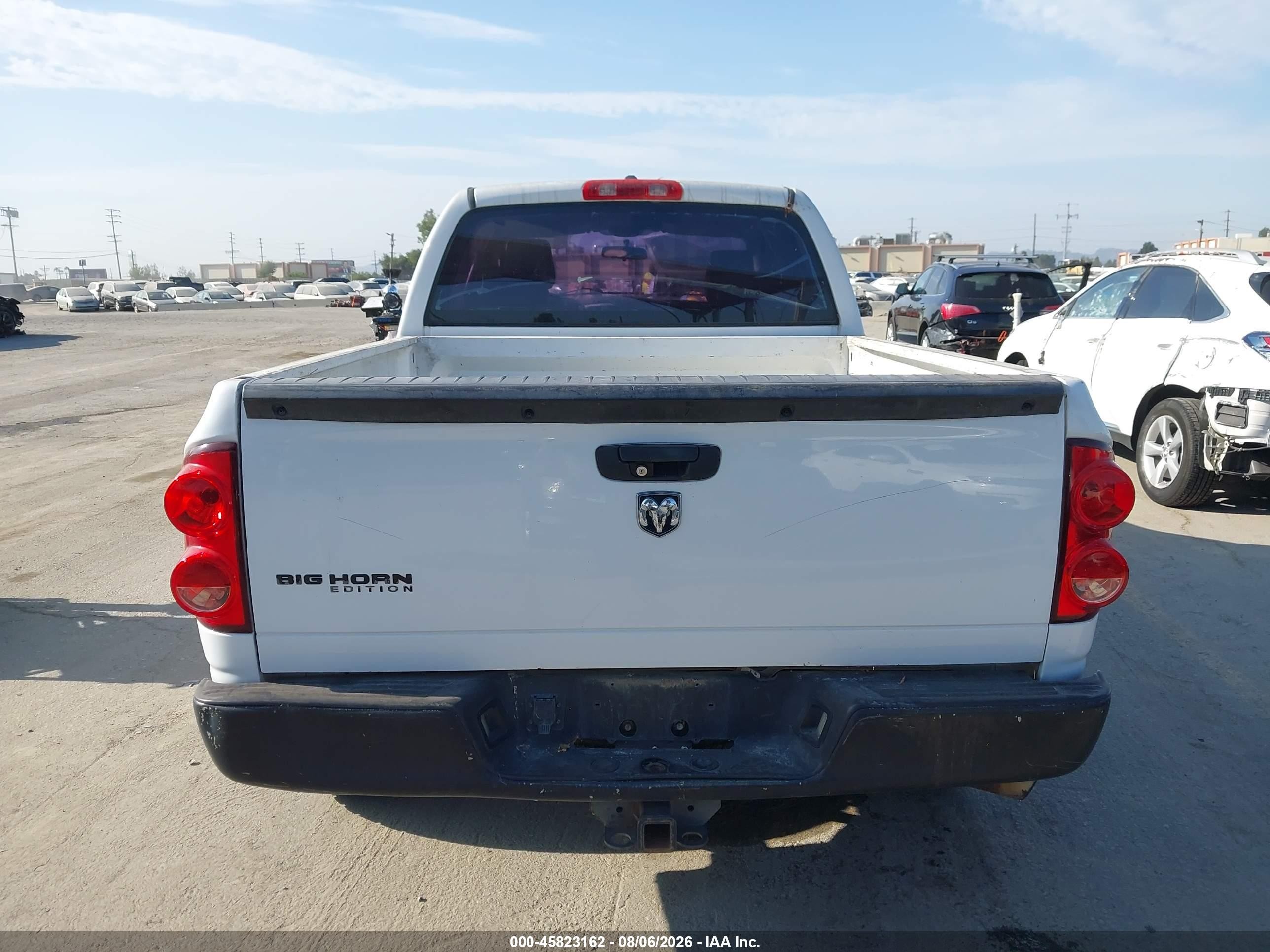 2007 Dodge Ram 1500 Slt Белый vin: 1D7HA18227S262005