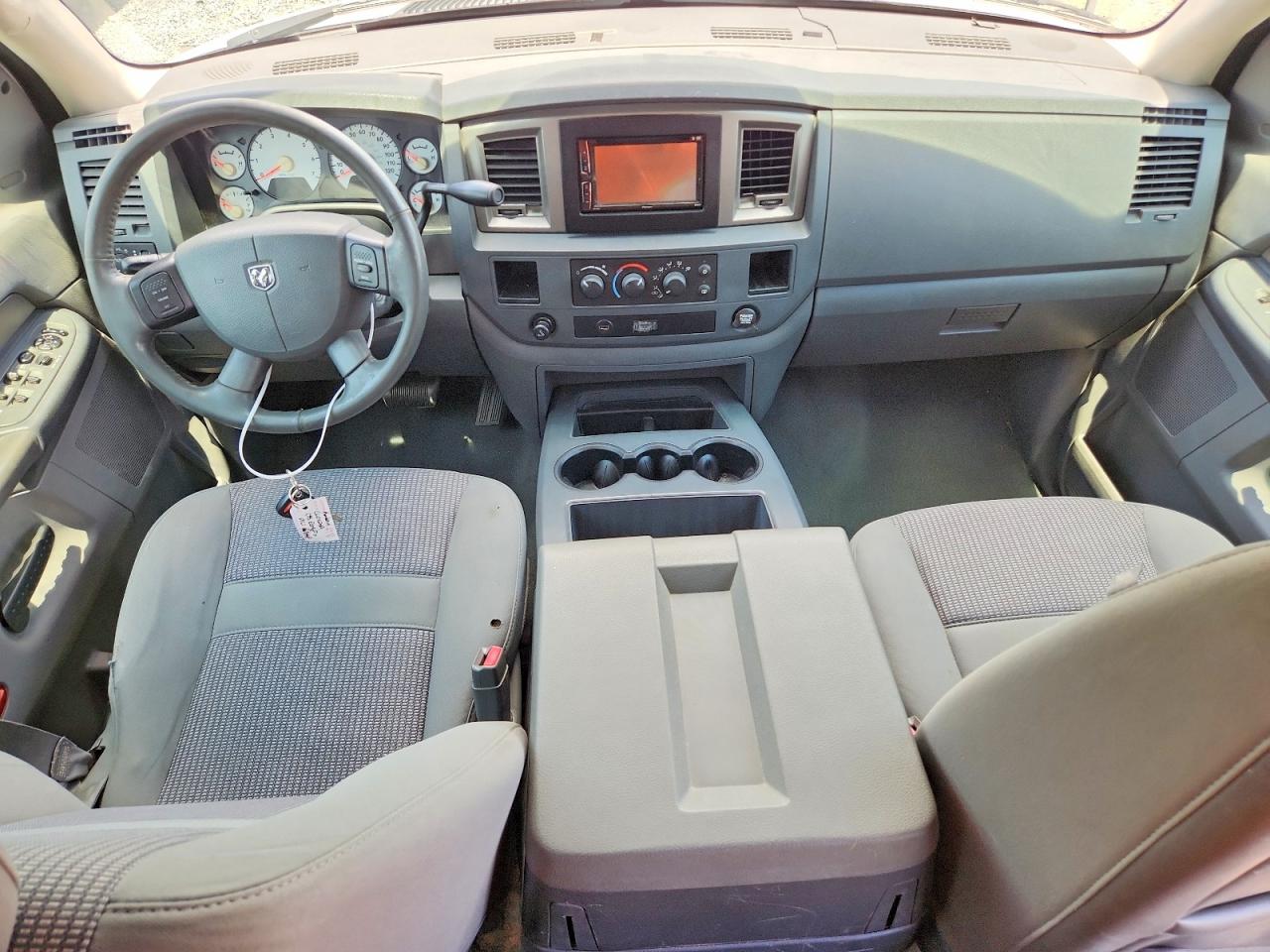 2008 Dodge Ram 1500 St White vin: 1D7HA18228S539897