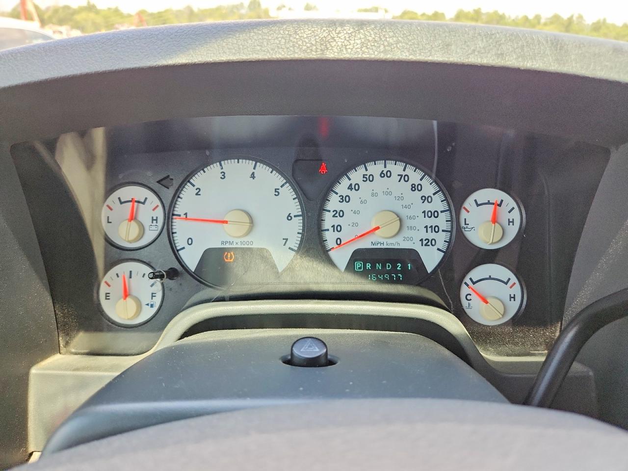 2008 Dodge Ram 1500 St White vin: 1D7HA18228S539897