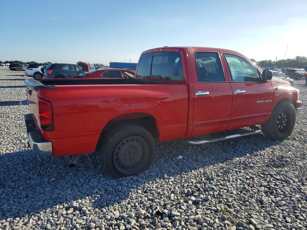 2007 Dodge Ram 1500 St Red vin: 1D7HA18237J571343