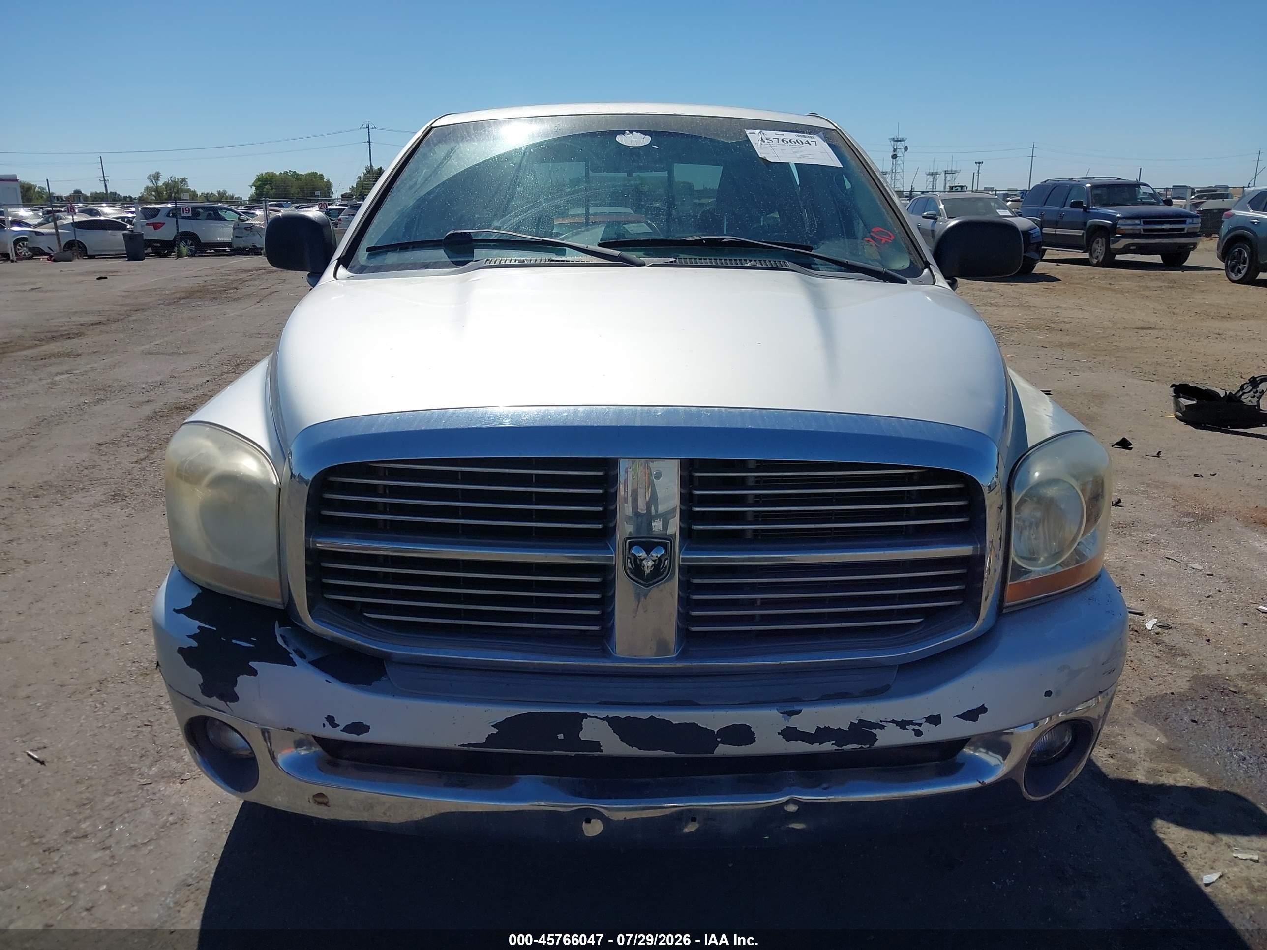 2006 Dodge Ram 1500 Slt Серебряный vin: 1D7HA18246S627394