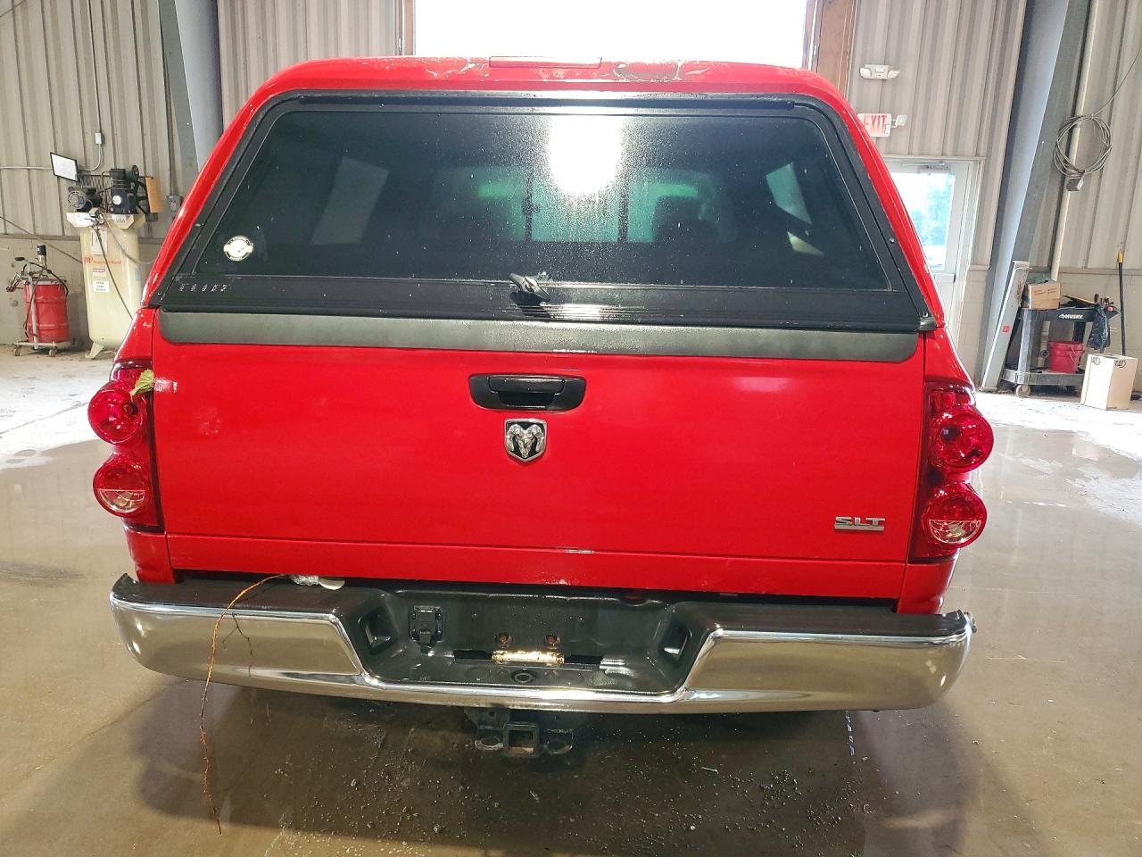 2007 Dodge Ram 1500 St Red vin: 1D7HA18247S167672