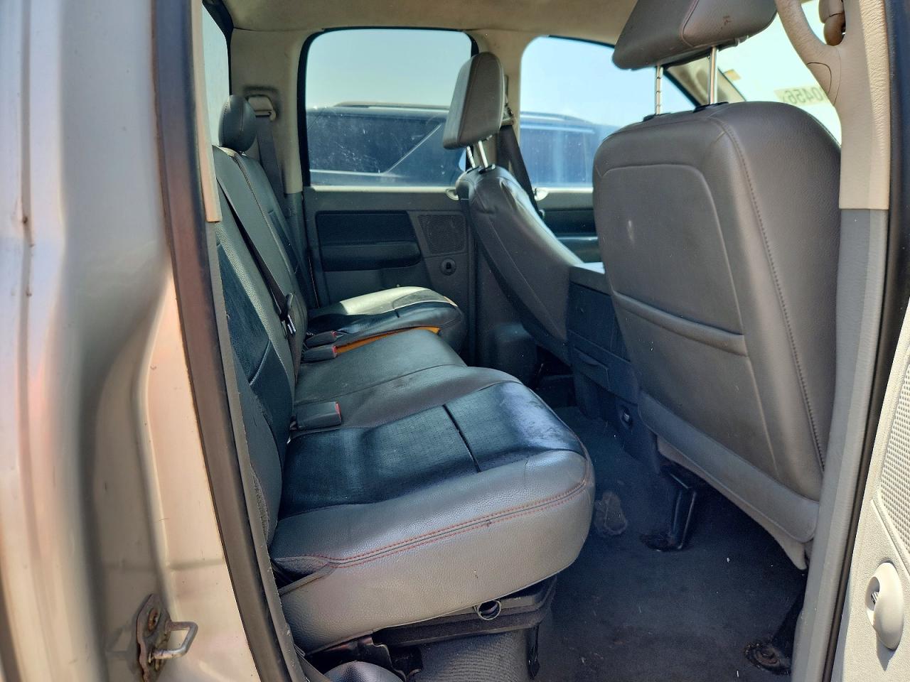 2008 Dodge Ram 1500 St Silver vin: 1D7HA18248J117250
