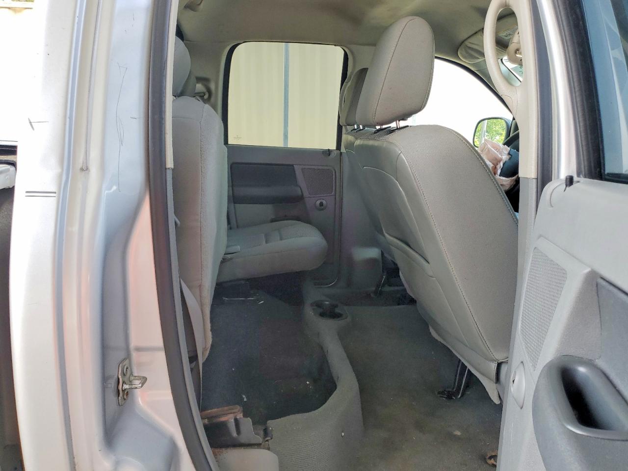 2008 Dodge Ram 1500 St Silver vin: 1D7HA18248S631609