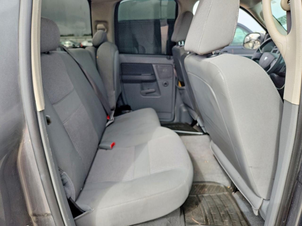 2006 Dodge Ram 1500 St Gray vin: 1D7HA18256J152747