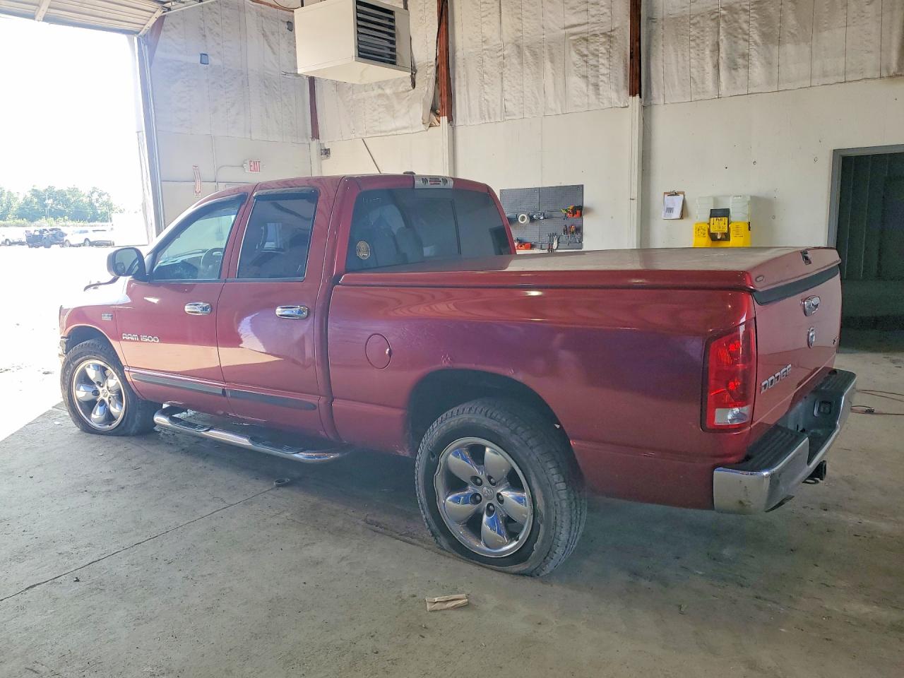 2006 Dodge Ram 1500 St Maroon vin: 1D7HA18256S571157