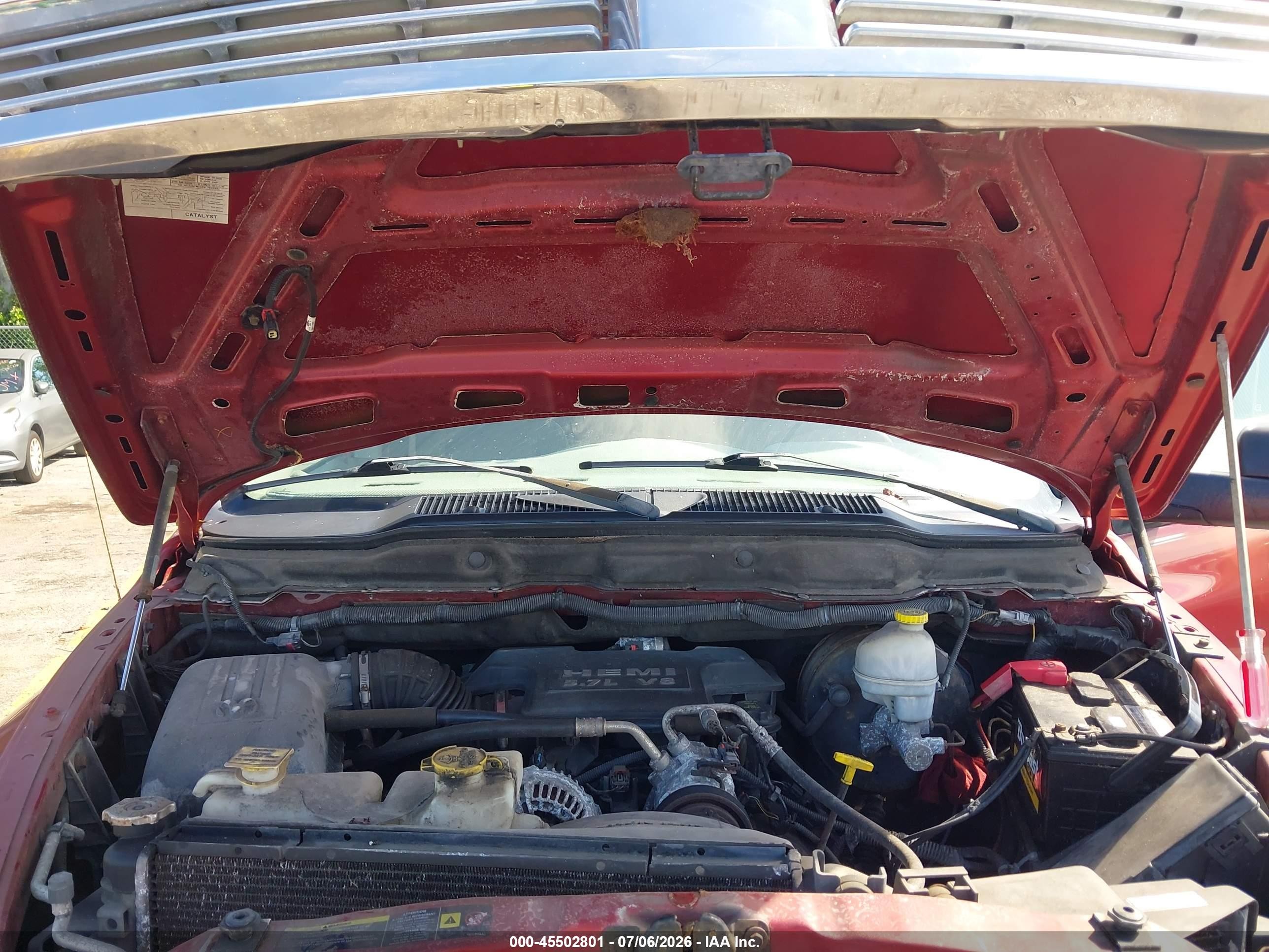 2006 Dodge Ram 1500 Laramie Red vin: 1D7HA18256S609910