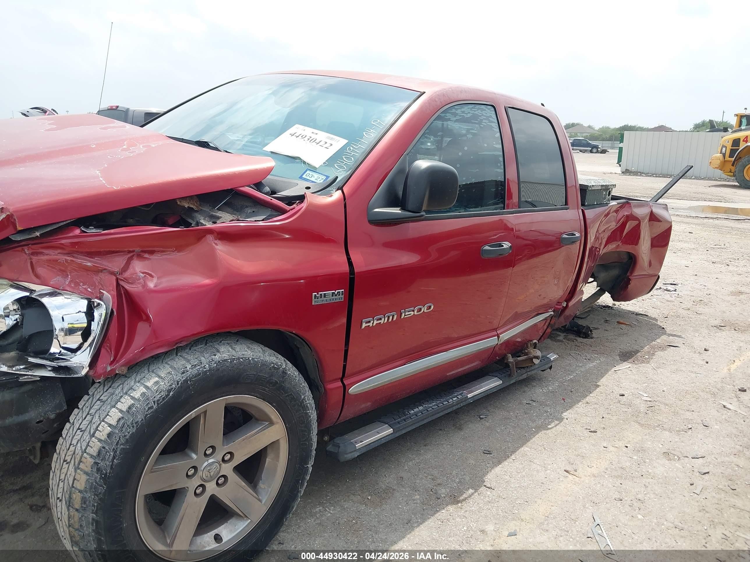 2006 Dodge Ram 1500 Laramie Red vin: 1D7HA18256S647136