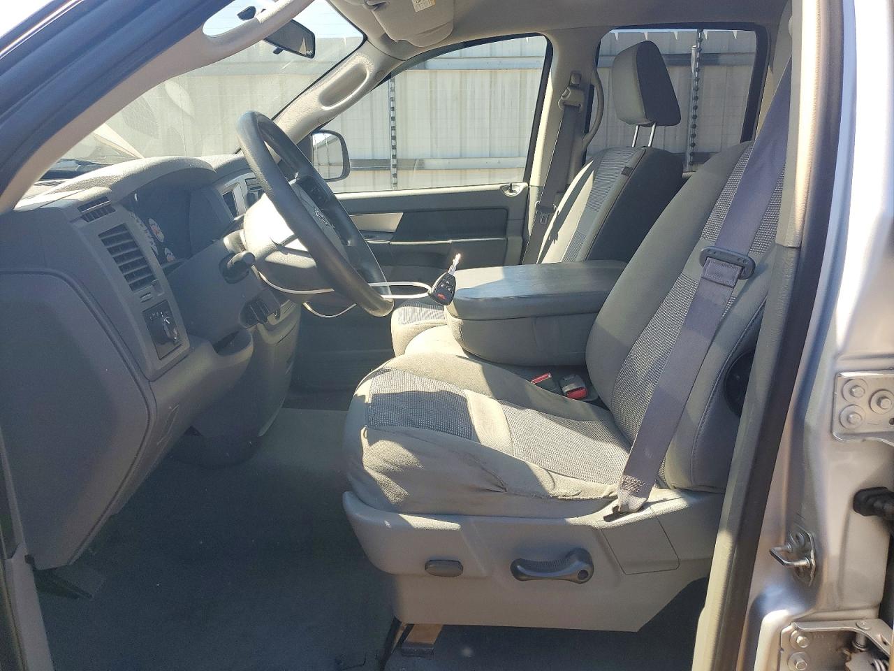 2008 Dodge Ram 1500 St Silver vin: 1D7HA18258S564437