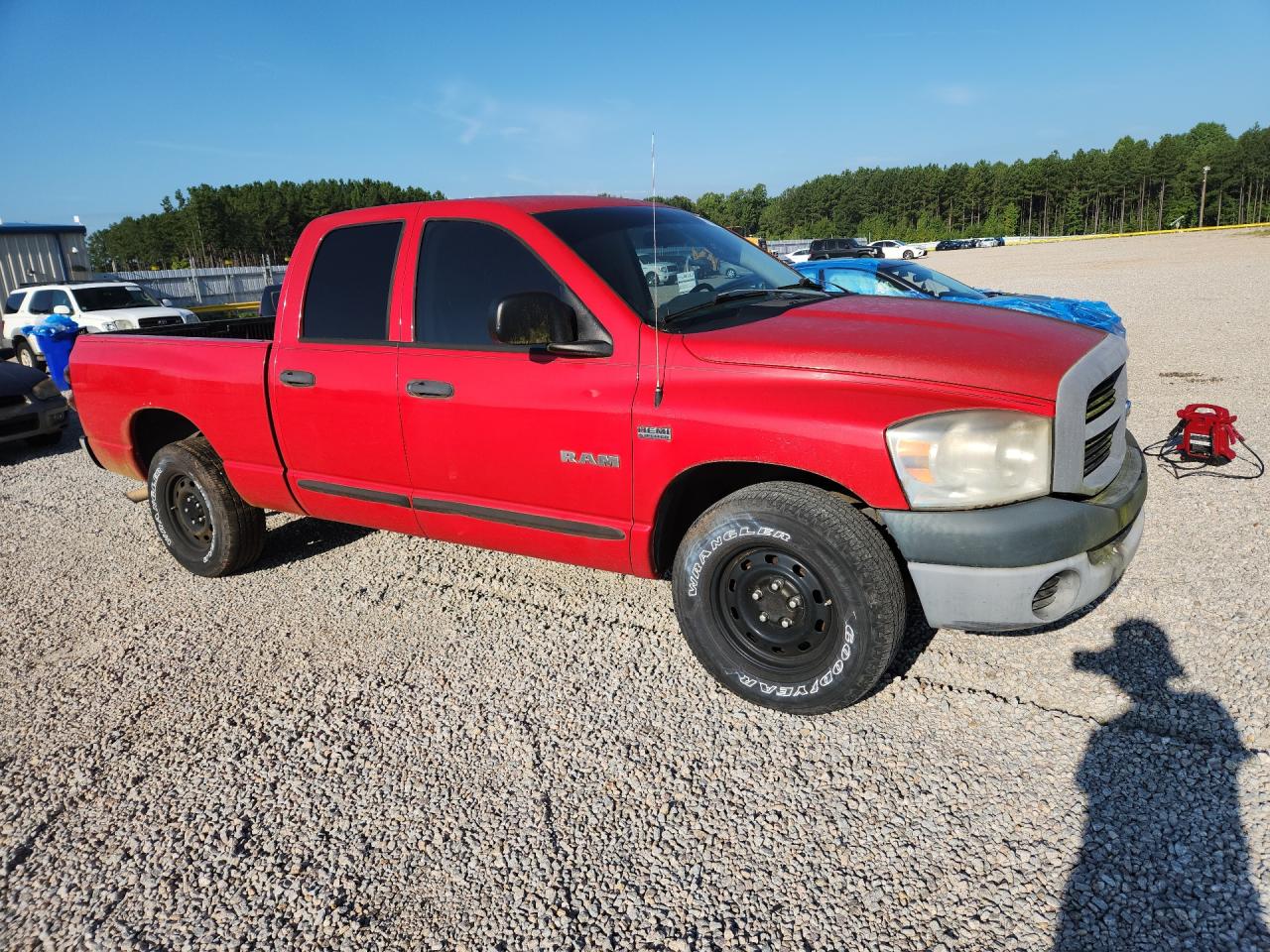 2008 Dodge Ram 1500 St Red vin: 1D7HA18268J227863