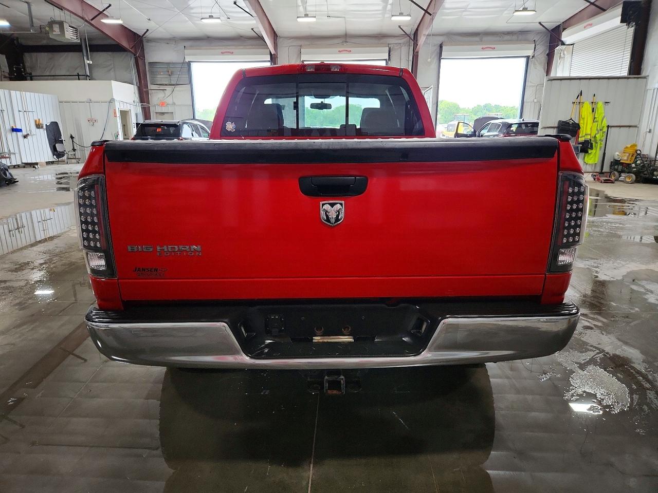 2007 Dodge Ram 1500 St Красный vin: 1D7HA18277J635447