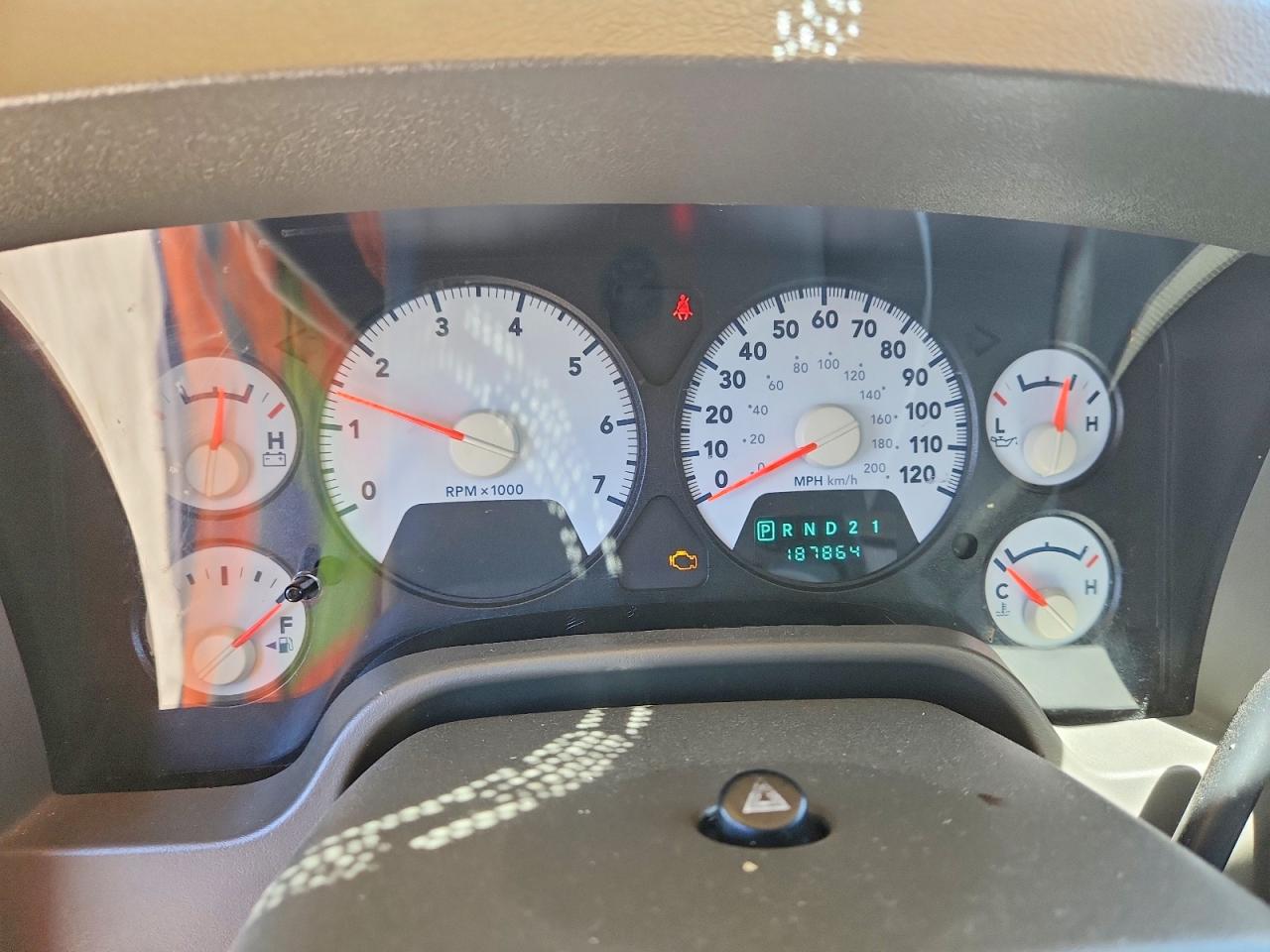 2008 Dodge Ram 1500 St Белый vin: 1D7HA18278S586097
