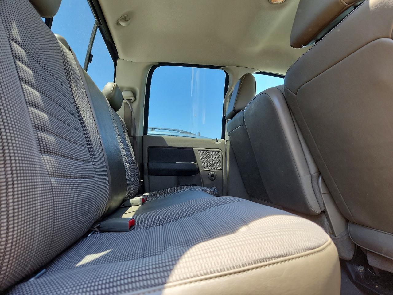 2008 Dodge Ram 1500 St Белый vin: 1D7HA18278S586097