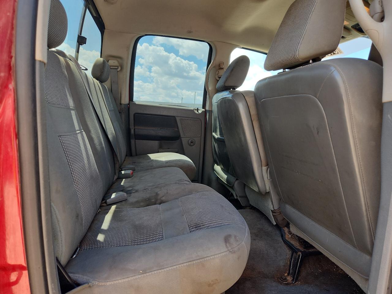 2006 Dodge Ram 1500 St Red vin: 1D7HA18286S709676 Damage: Left Rear Seat, Stained, Permanent