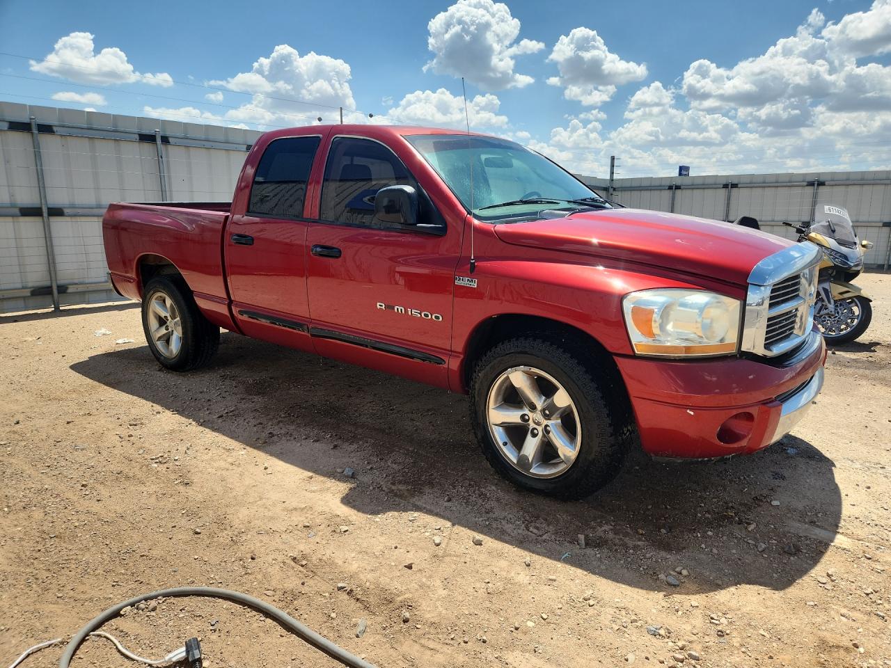 2006 Dodge Ram 1500 St Red vin: 1D7HA18286S709676 Damage: Overall Vehicle, Chipped, 10 Or More