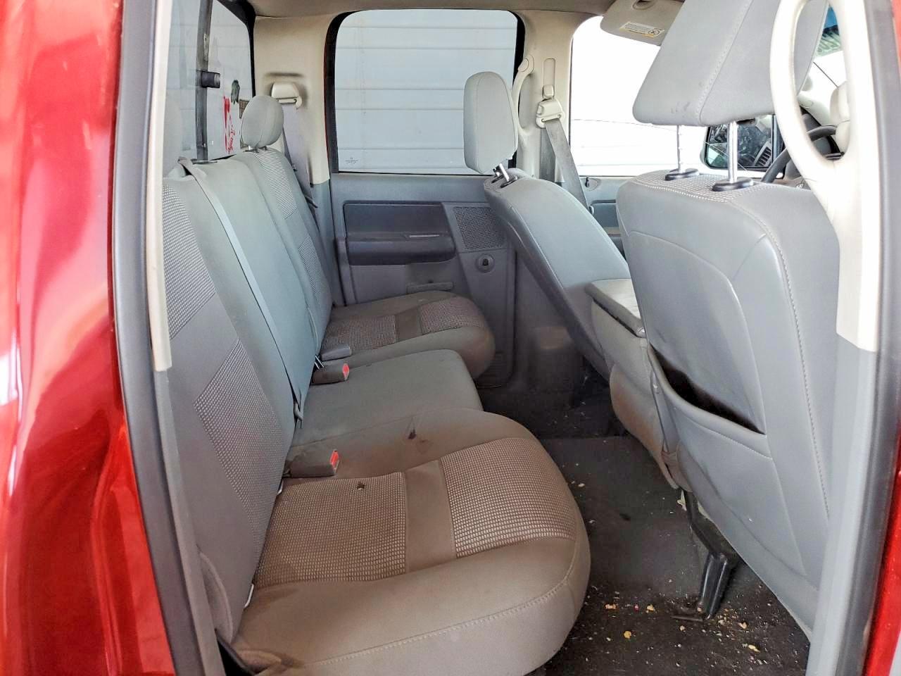 2007 Dodge Ram 1500 Red vin: 1D7HA18287J510747