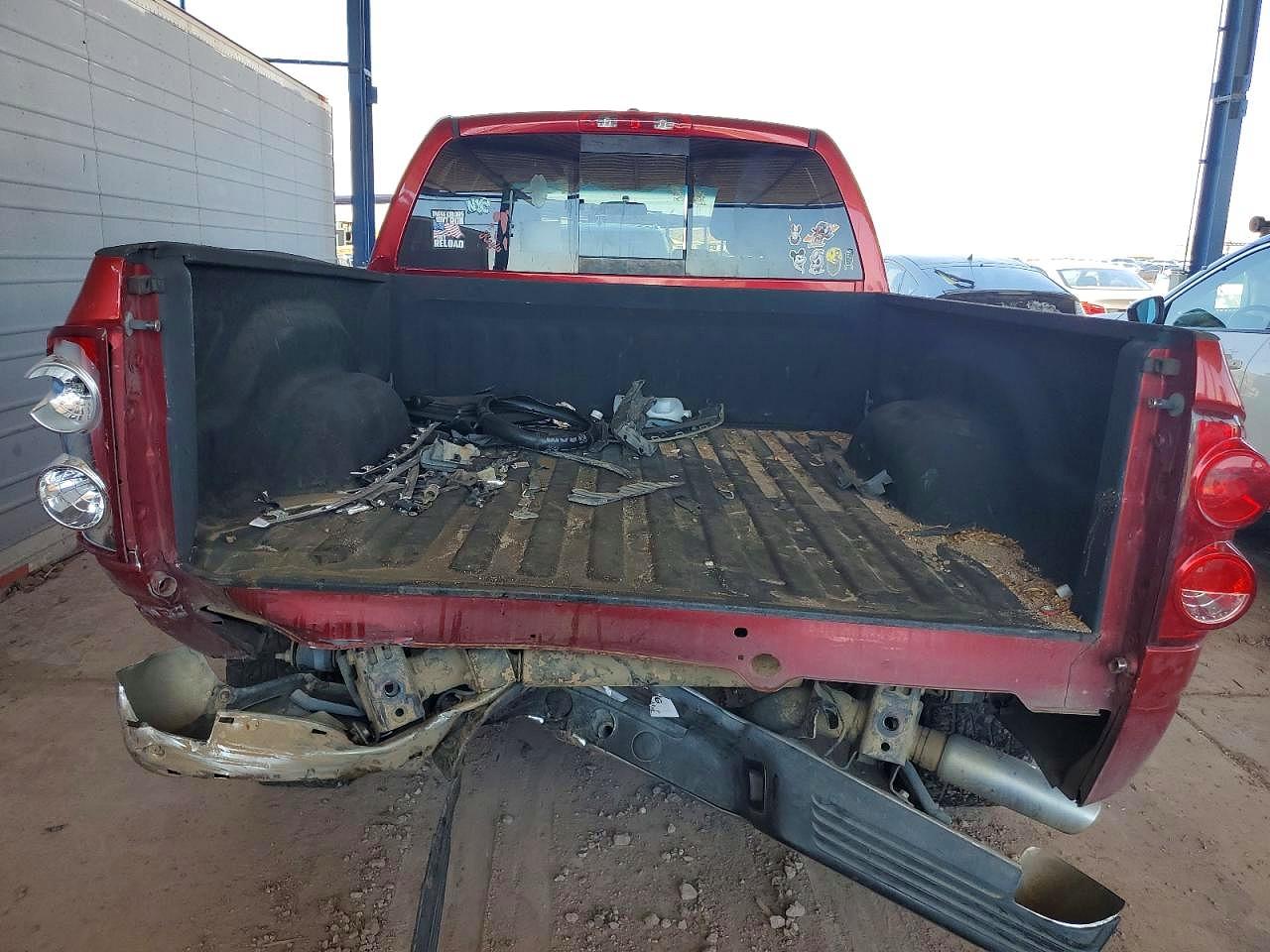 2007 Dodge Ram 1500 Red vin: 1D7HA18287J510747