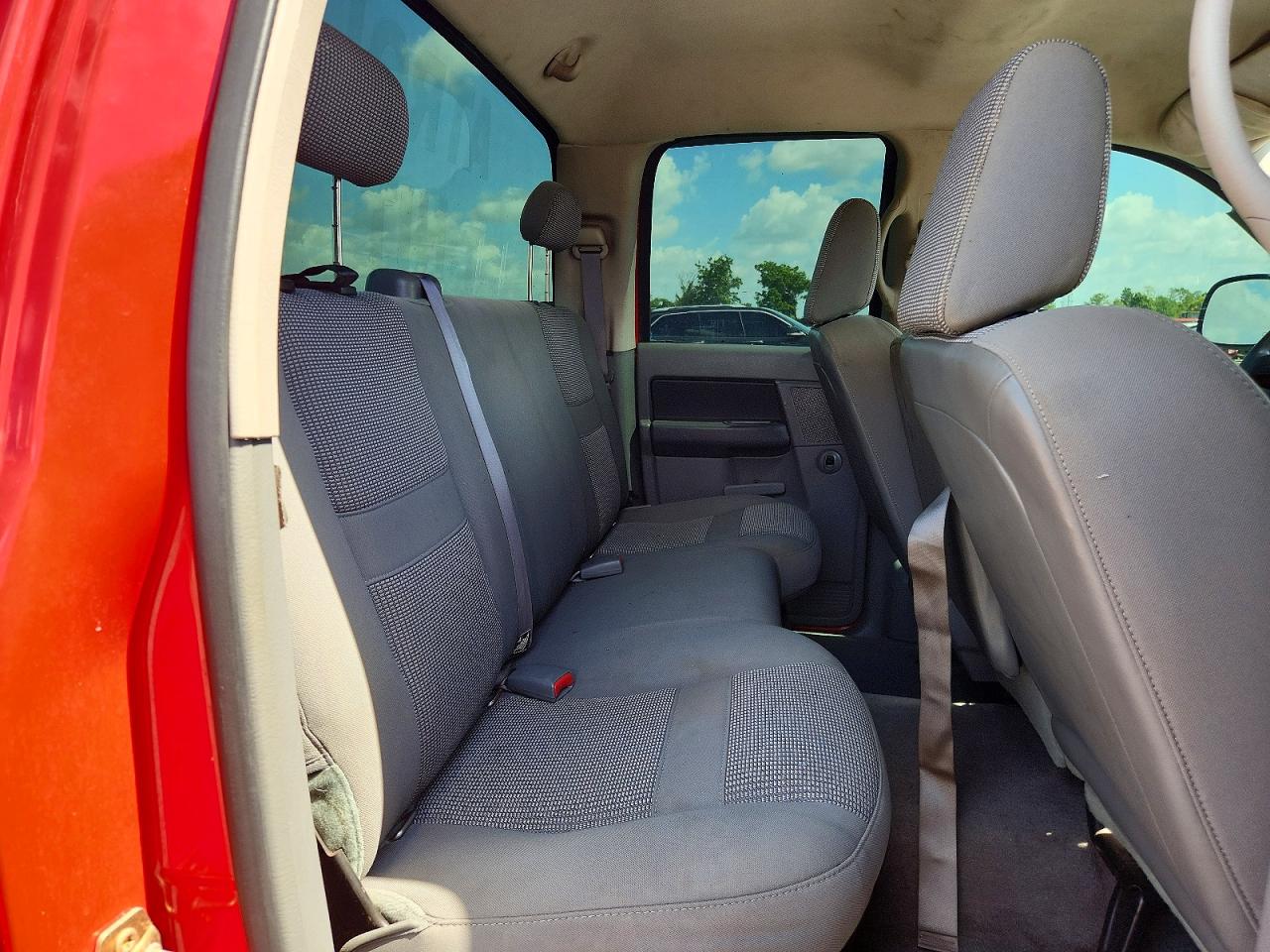 2006 Dodge Ram 1500 St Red vin: 1D7HA18296S658625