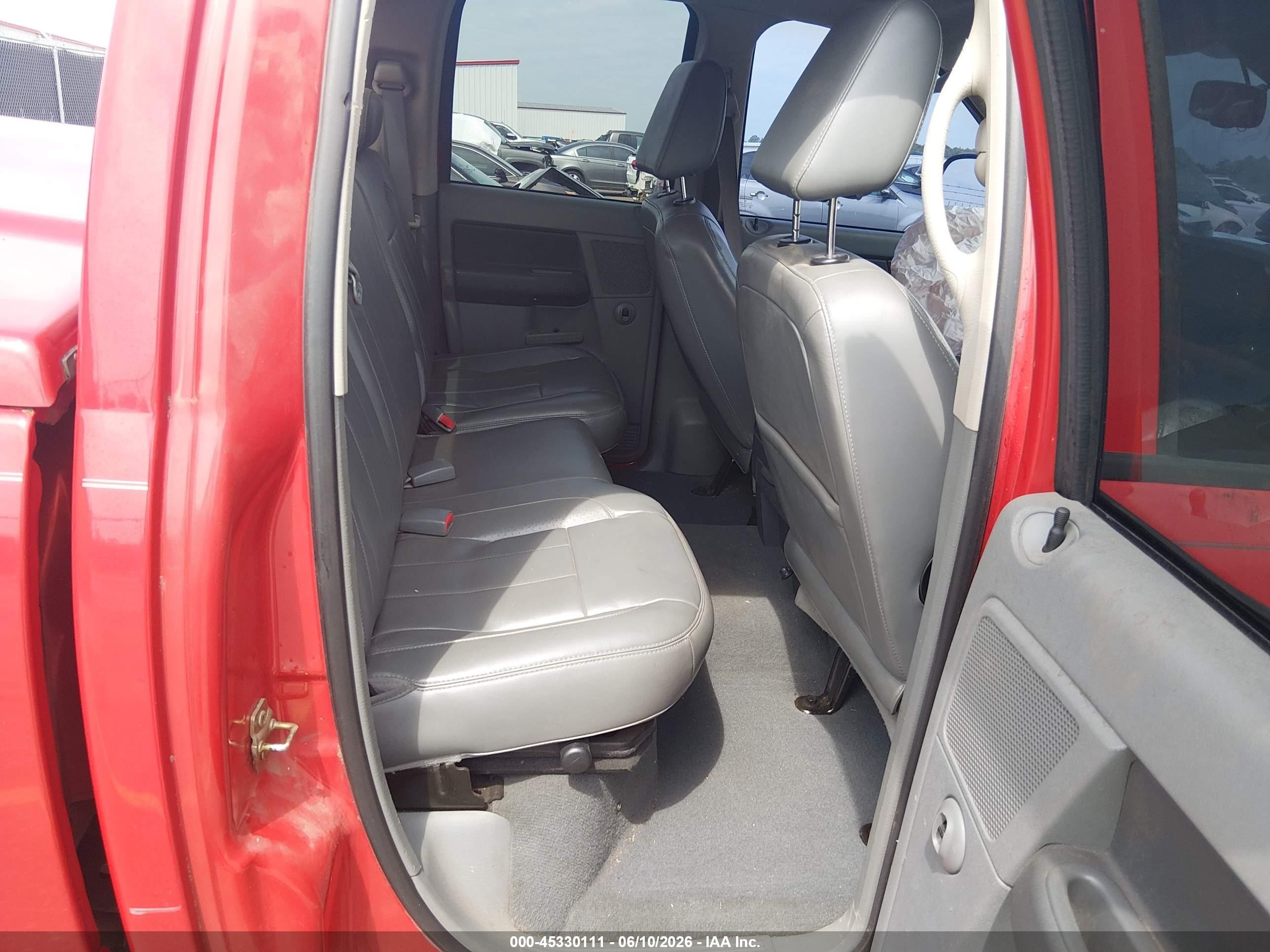 2007 Dodge Ram 1500 Laramie Red vin: 1D7HA18297J533437