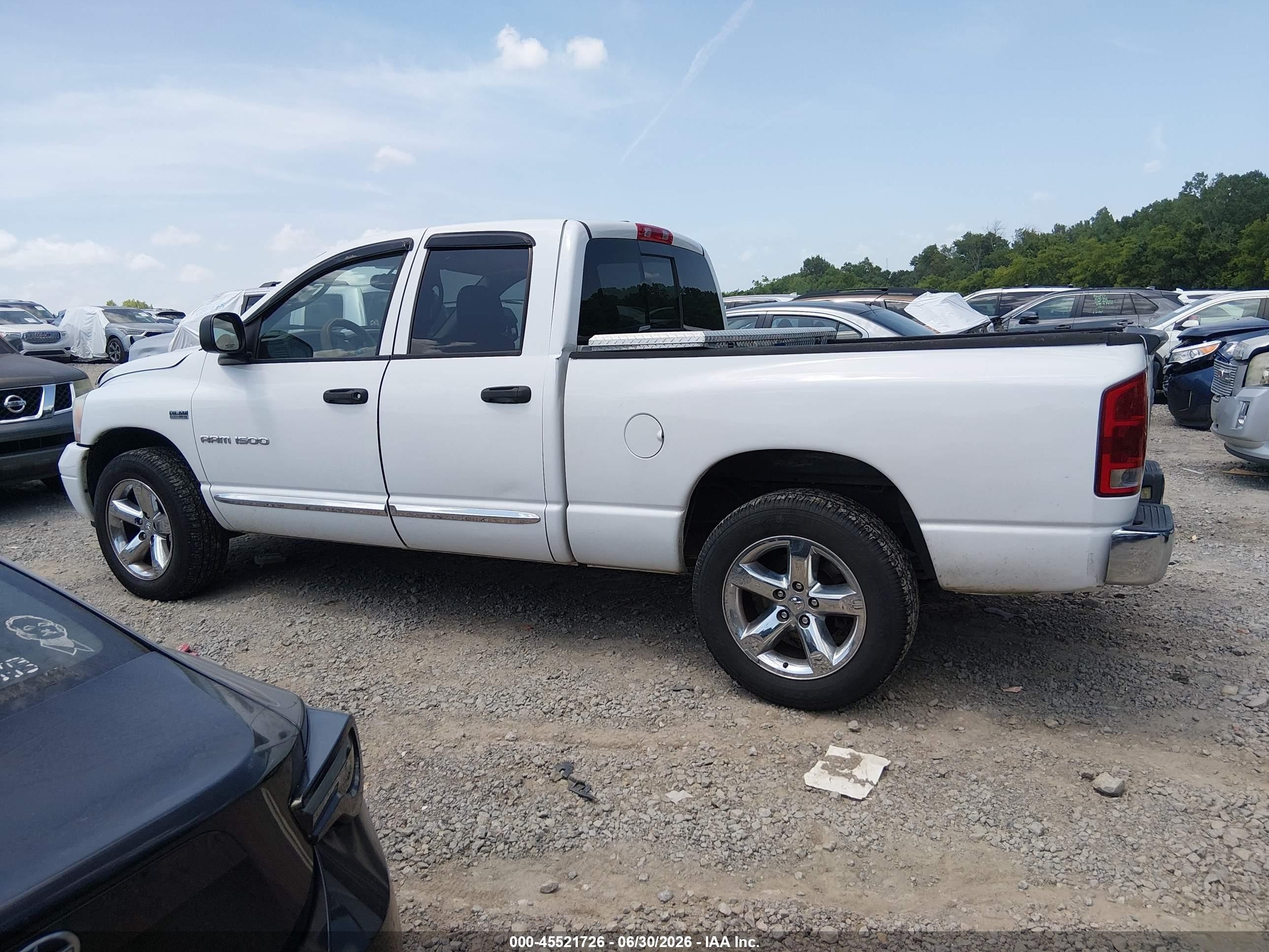 2006 Dodge Ram 1500 Laramie White vin: 1D7HA182X6J106878