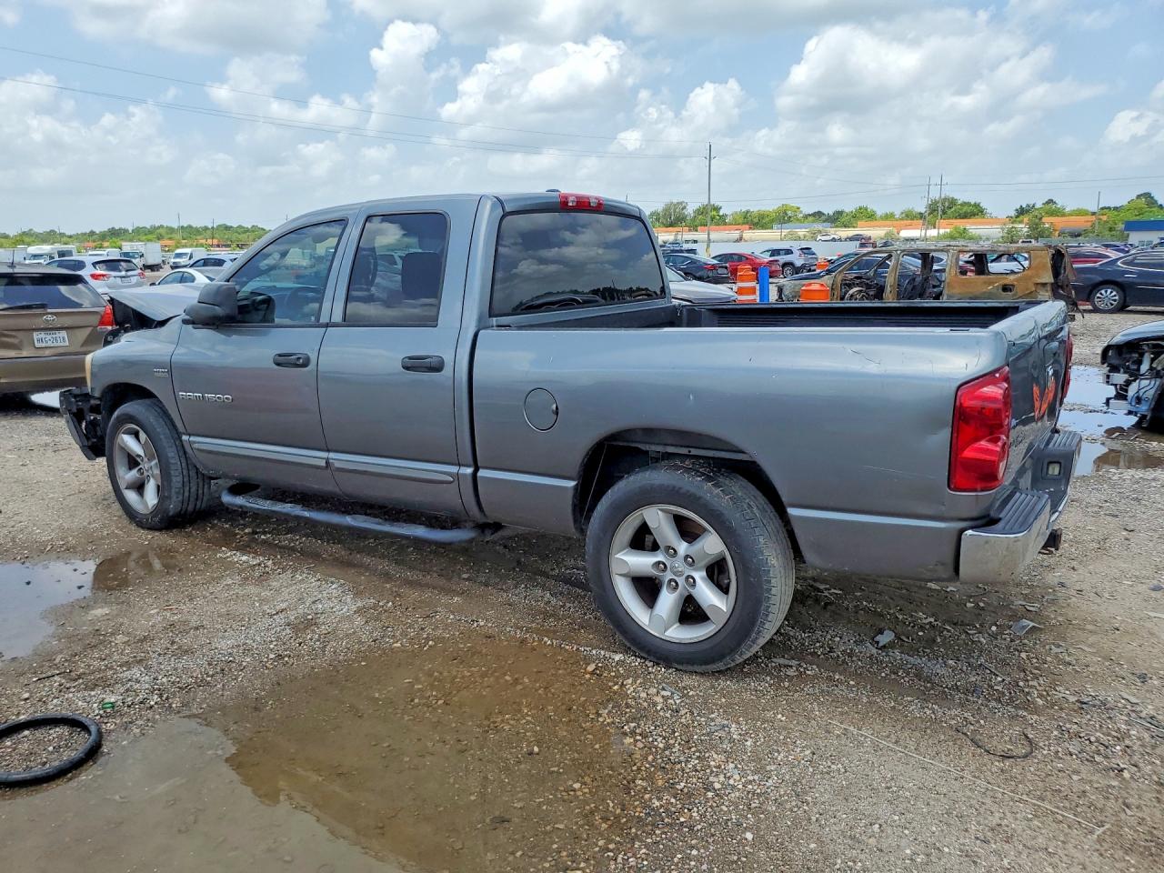 2007 Dodge Ram 1500 St Silver vin: 1D7HA182X7J570626