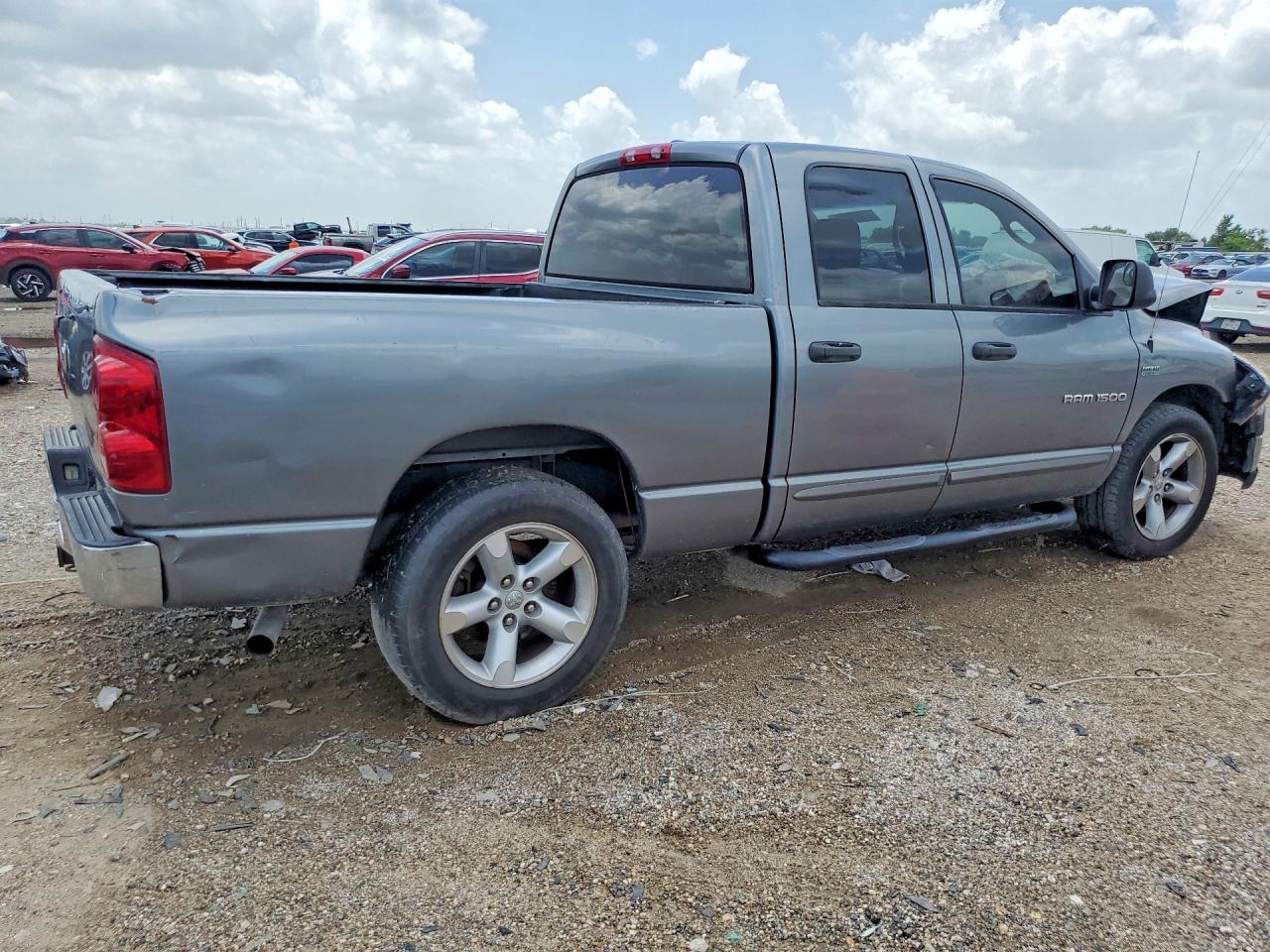 2007 Dodge Ram 1500 St Silver vin: 1D7HA182X7J570626