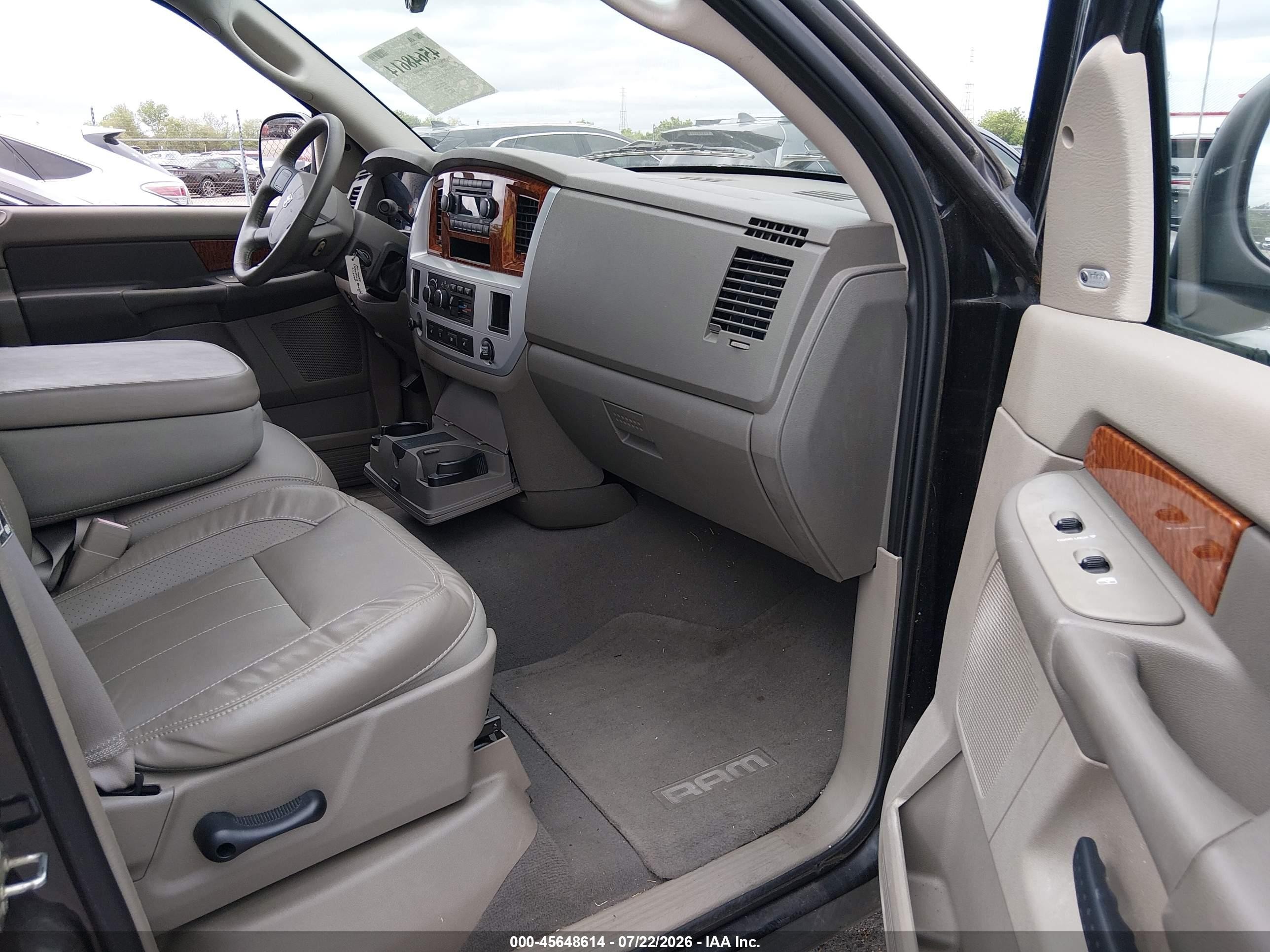 2007 Dodge Ram 1500 Laramie Черный vin: 1D7HA182X7J609537