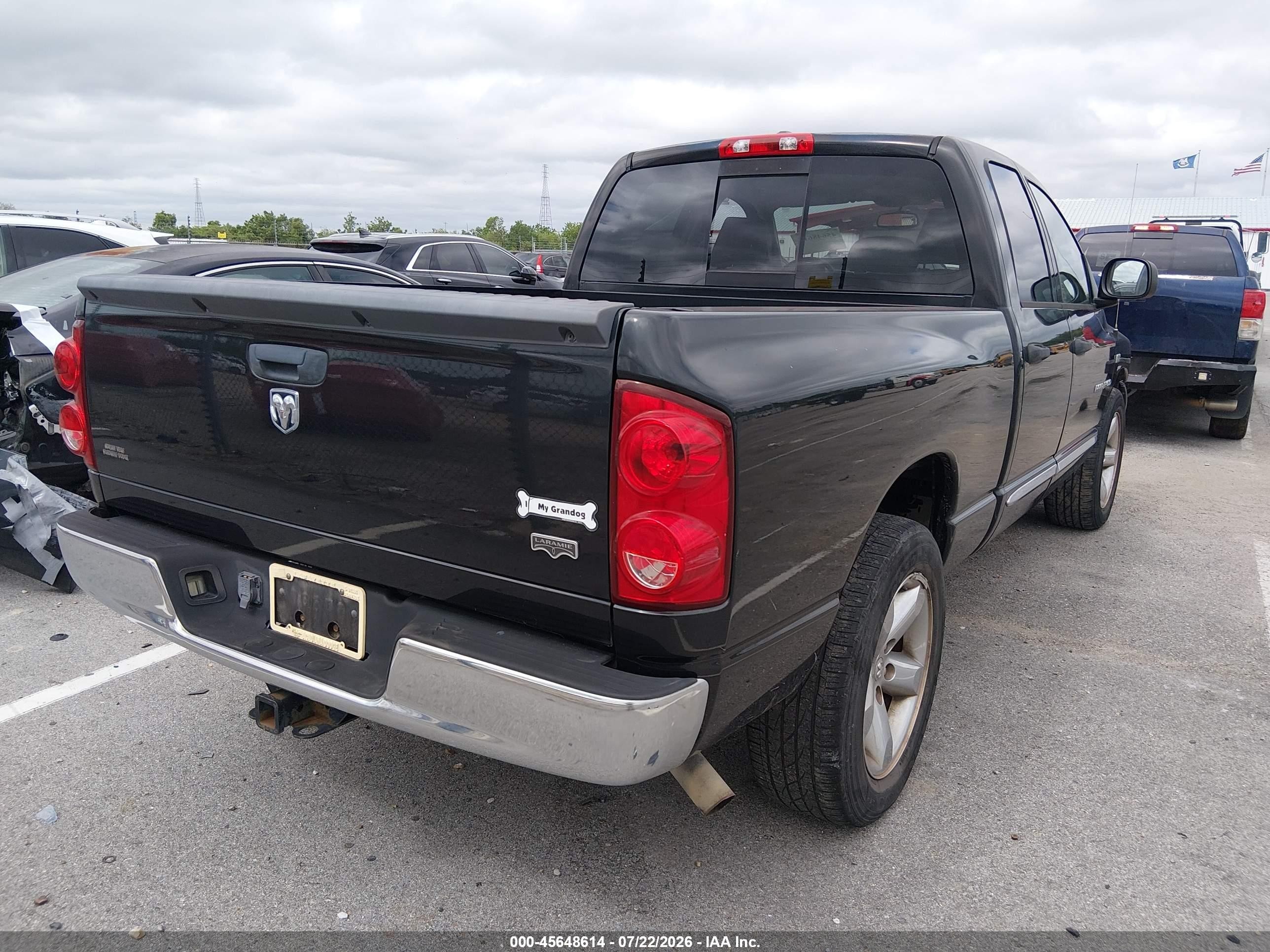 2007 Dodge Ram 1500 Laramie Черный vin: 1D7HA182X7J609537